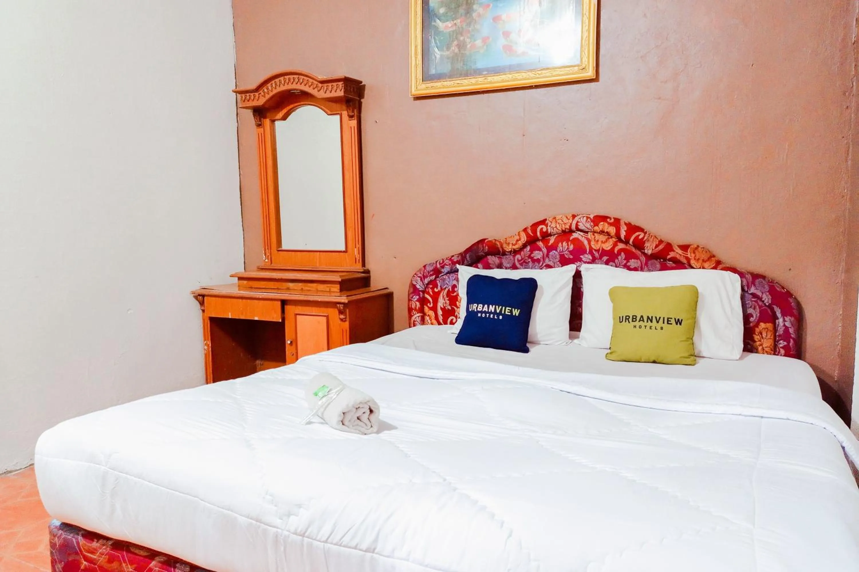 Bedroom, Bed in Urbanview at Wedika Hotel Bengkulu