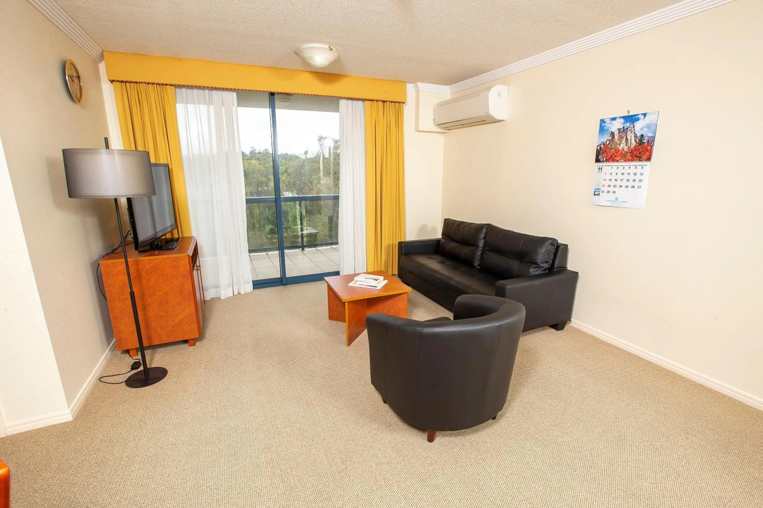 Family in Springwood Tower Apartment Hotel