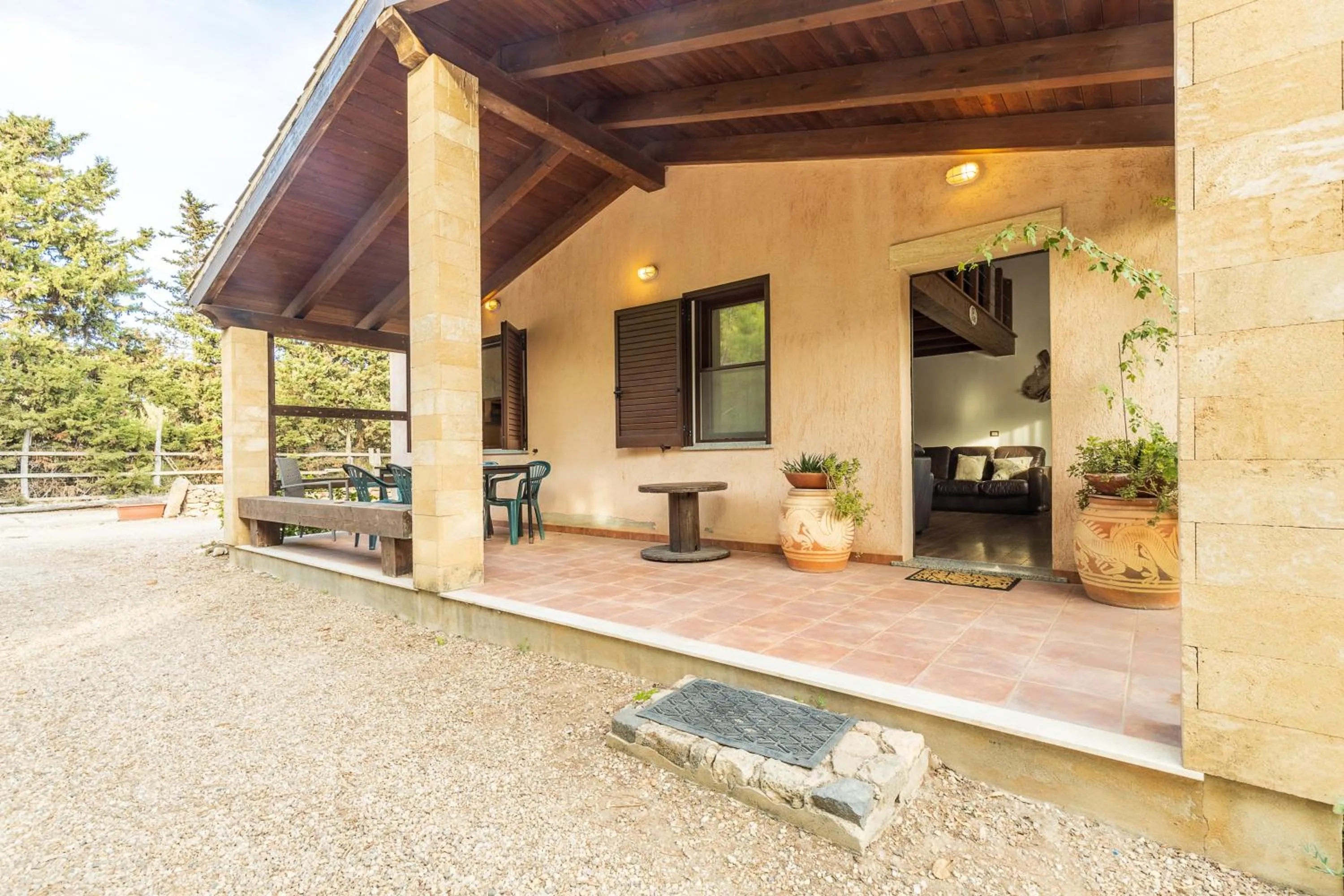 Property building in Albergo Residenziale Menhirs