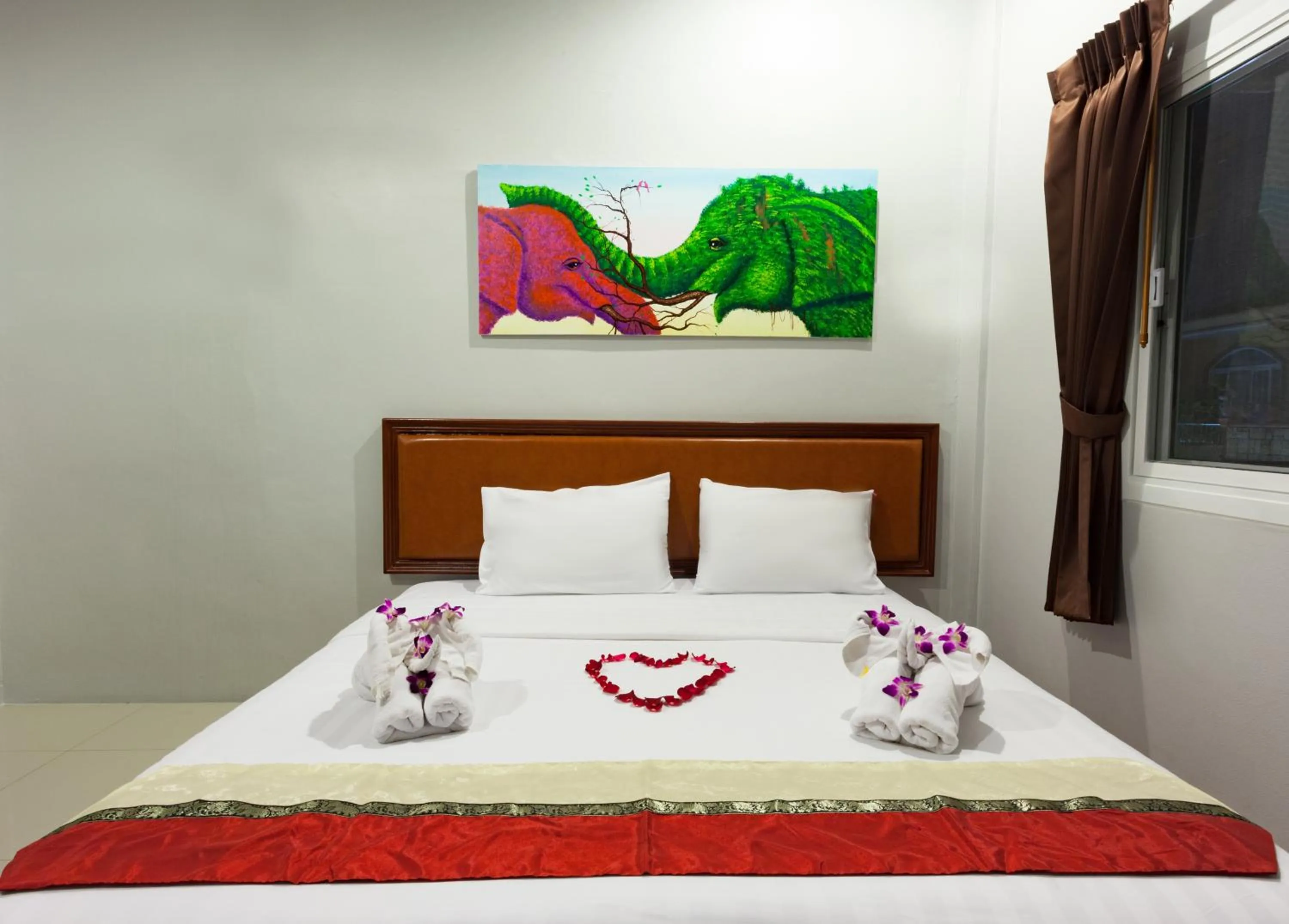 Photo of the whole room, Bed in Freedom Hotel