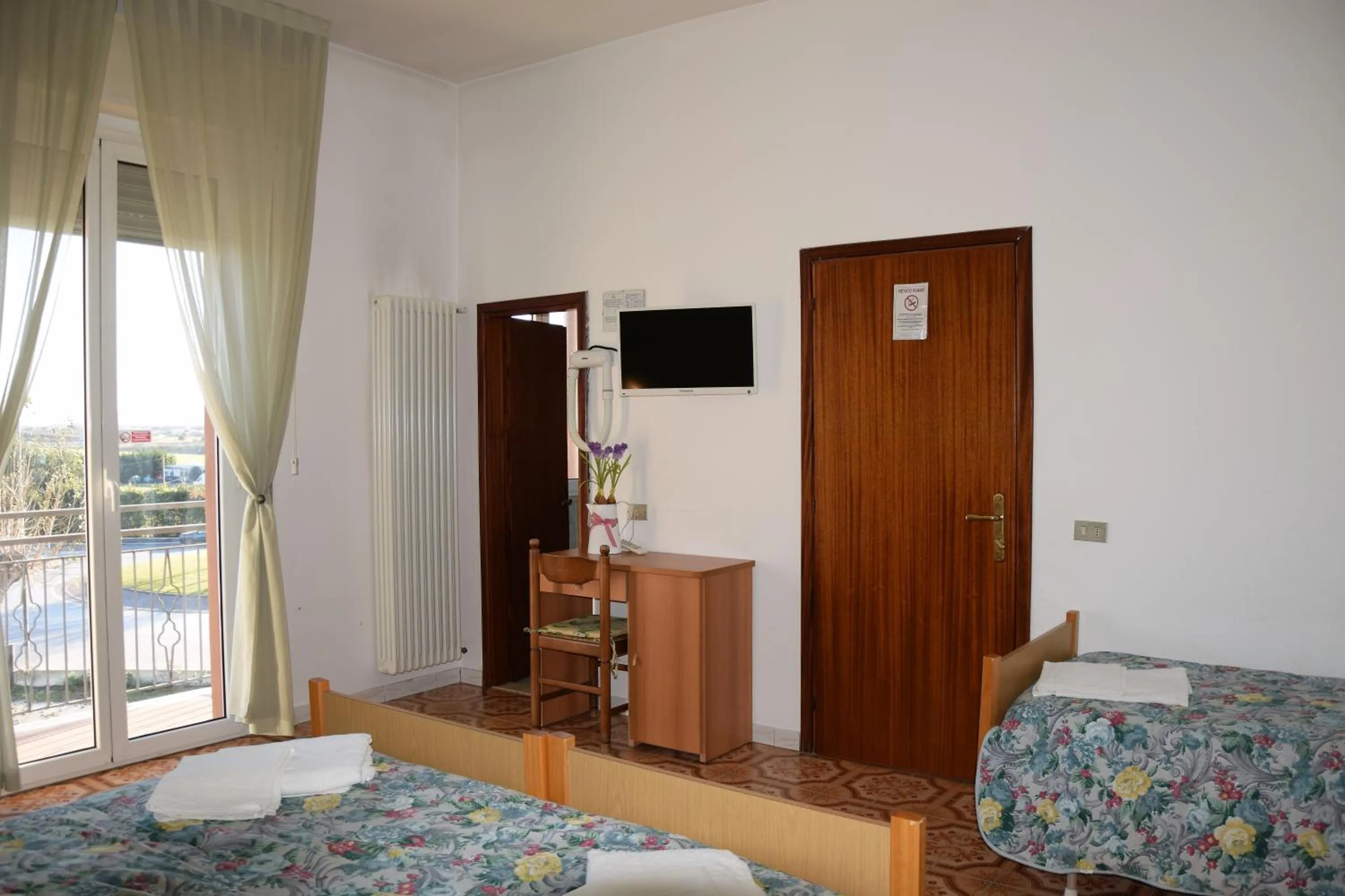 Bed in Hotel Ristorante Da Marco