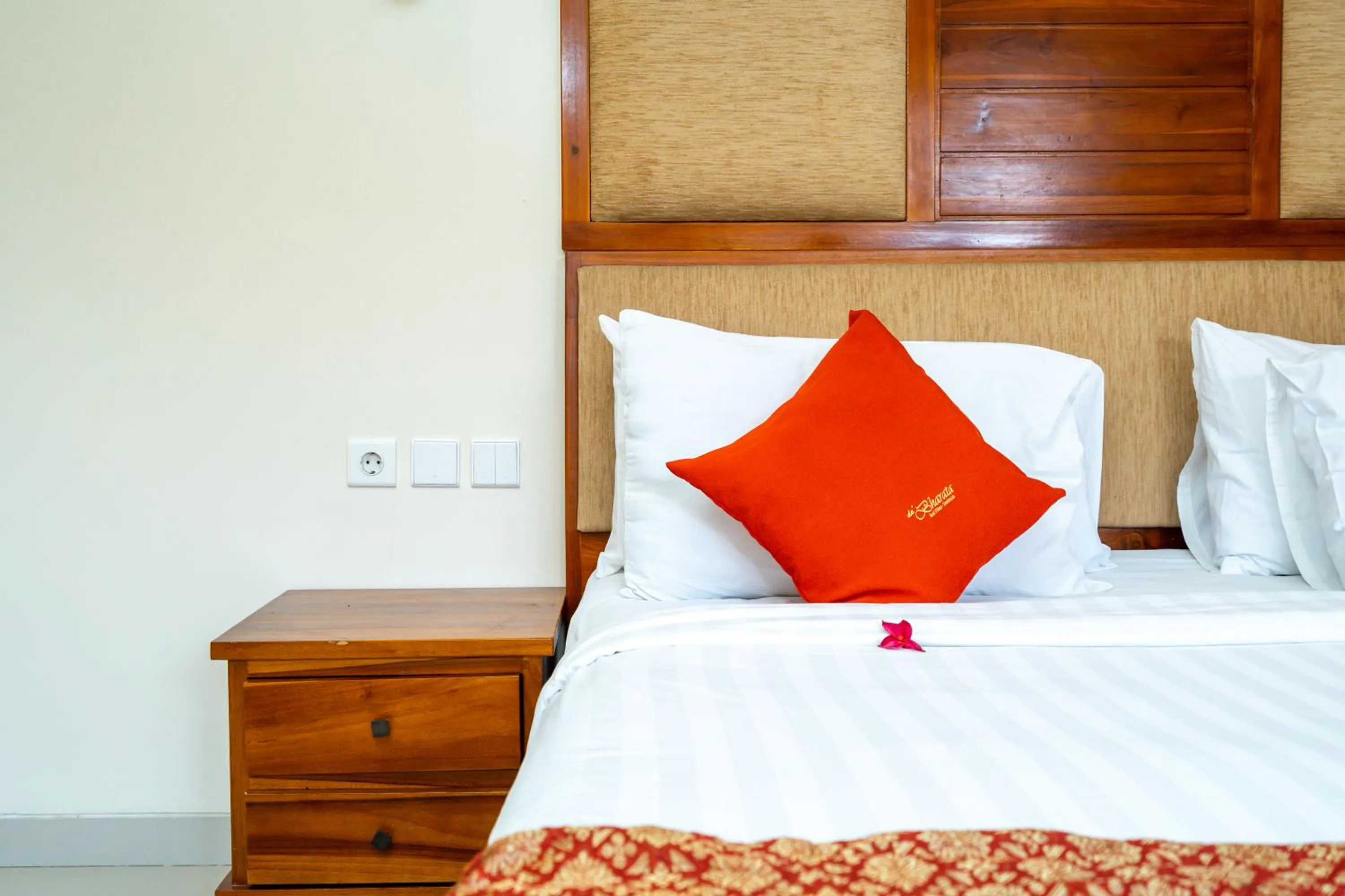 Bed in De' Bharata Bali Villas