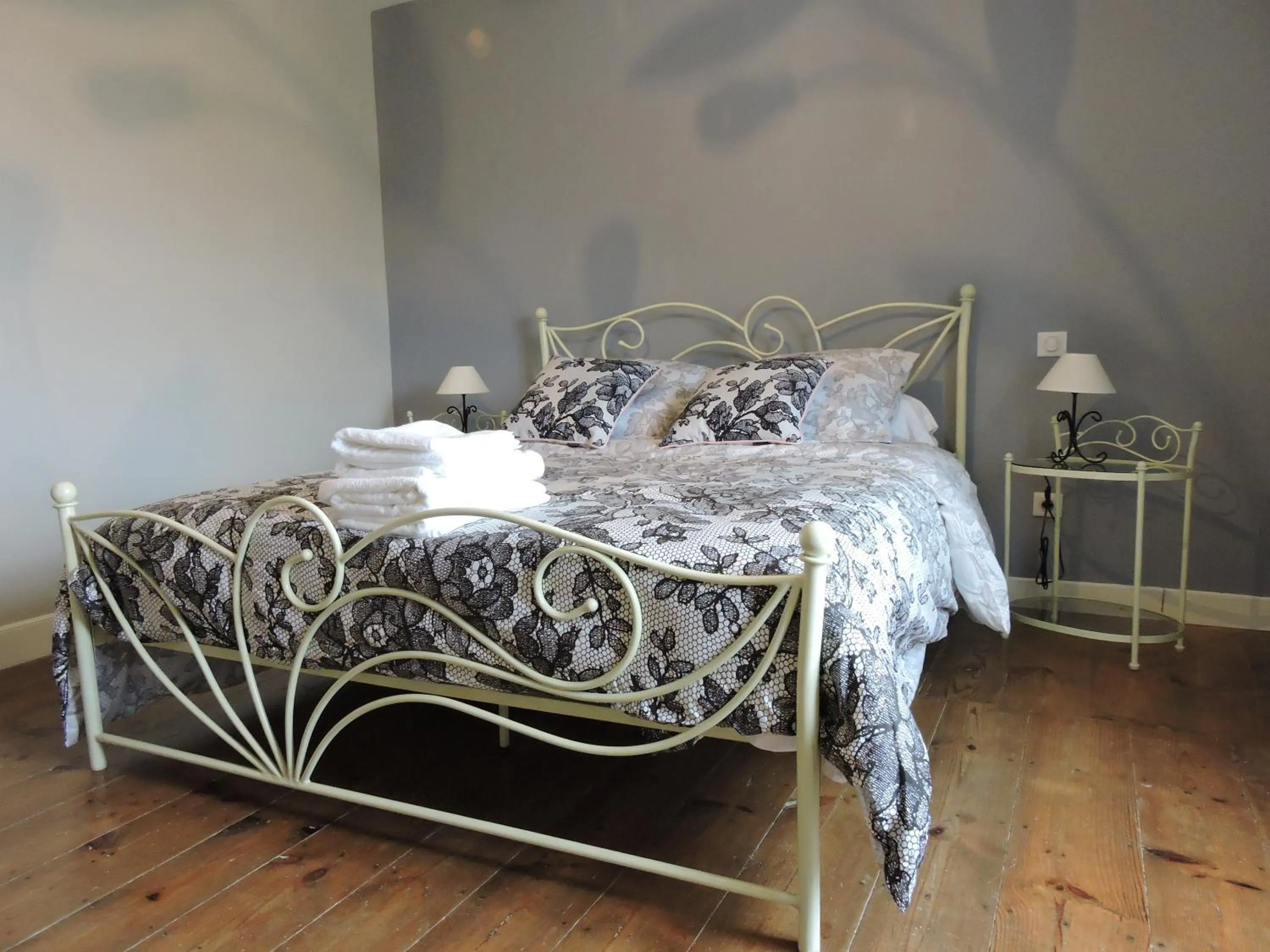 Bedroom, Bed in LA VILLA DU BEARN