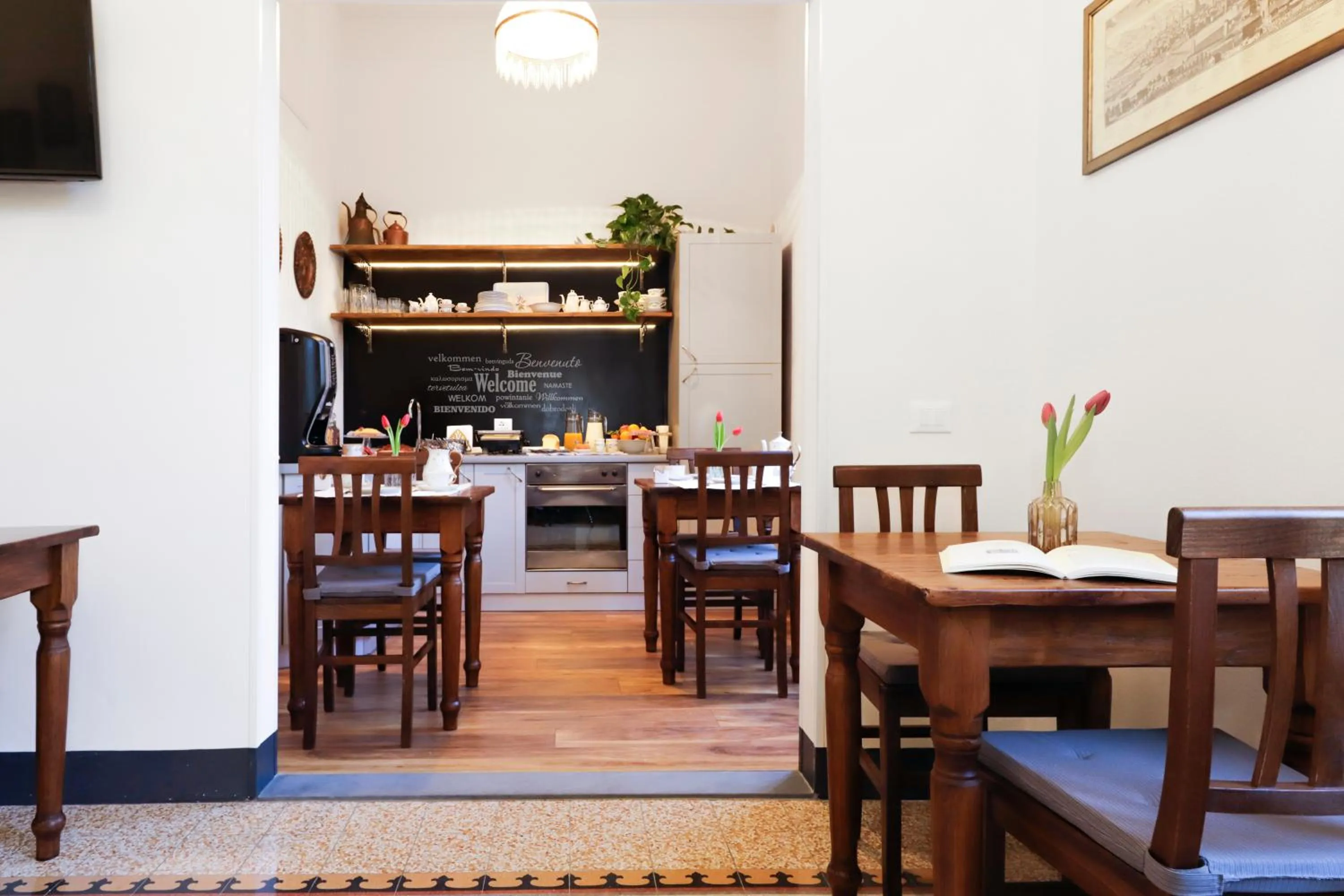 Communal lounge/ TV room in Residenza Cecchi B&B