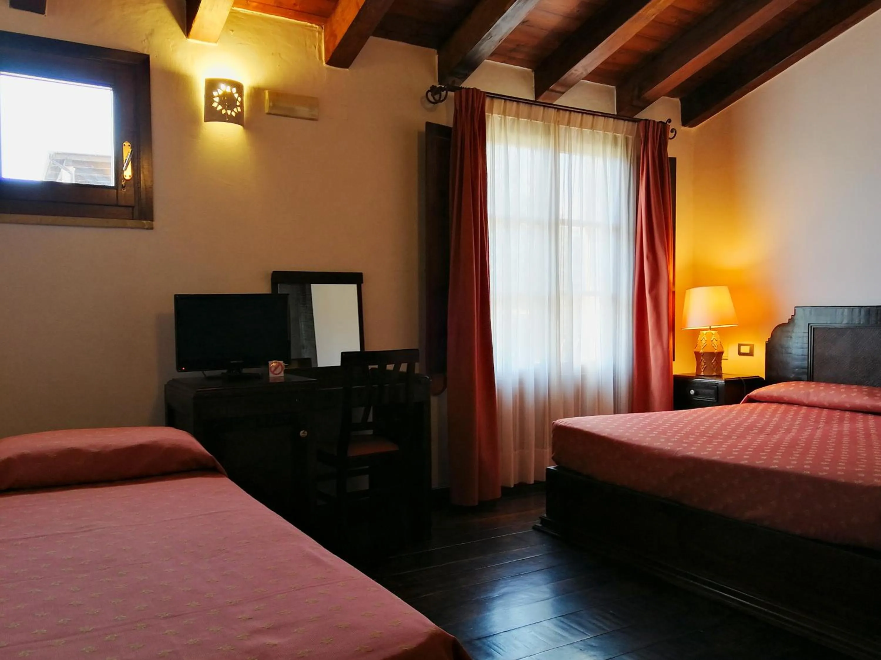Bed in Hotel Il Vecchio Mulino