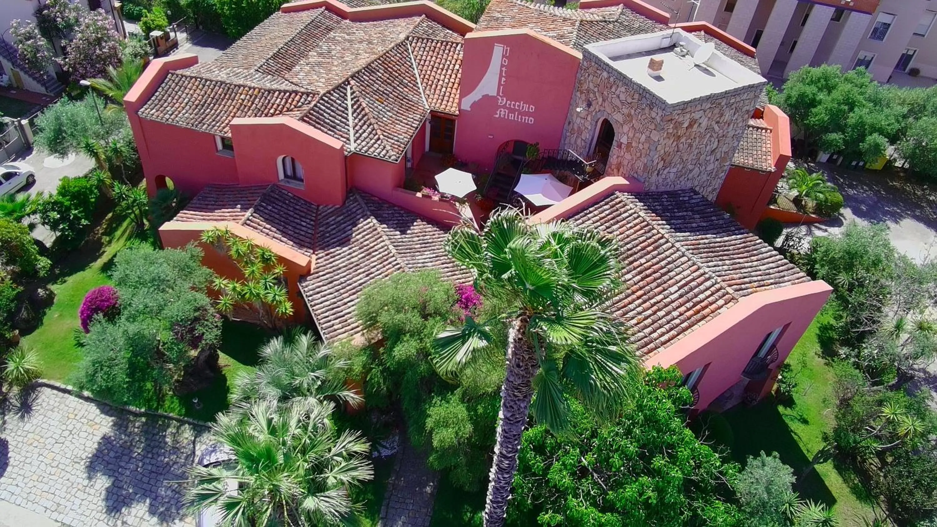 Property building in Hotel Il Vecchio Mulino