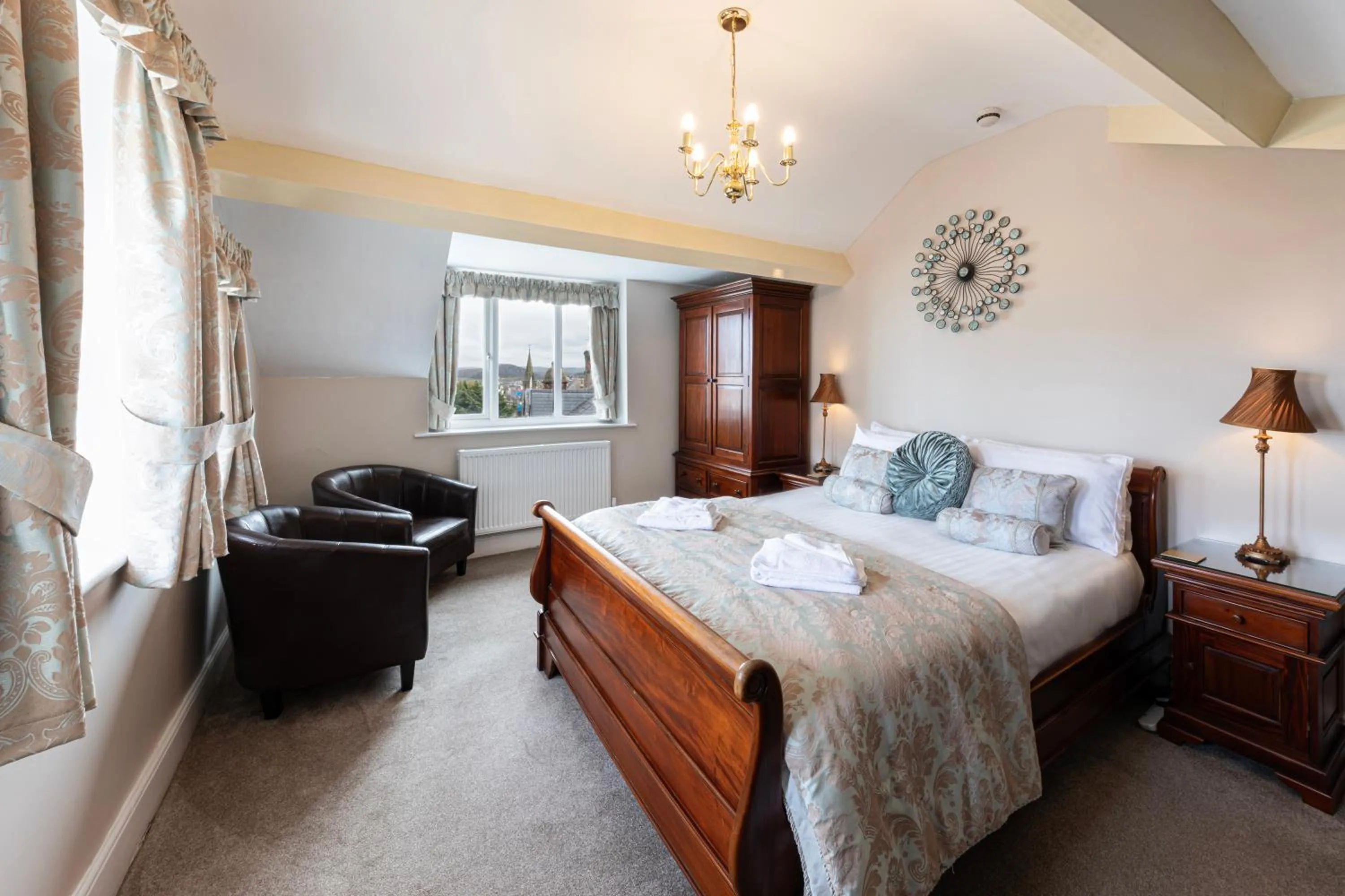 Photo of the whole room, Bed in The Annan Hotel