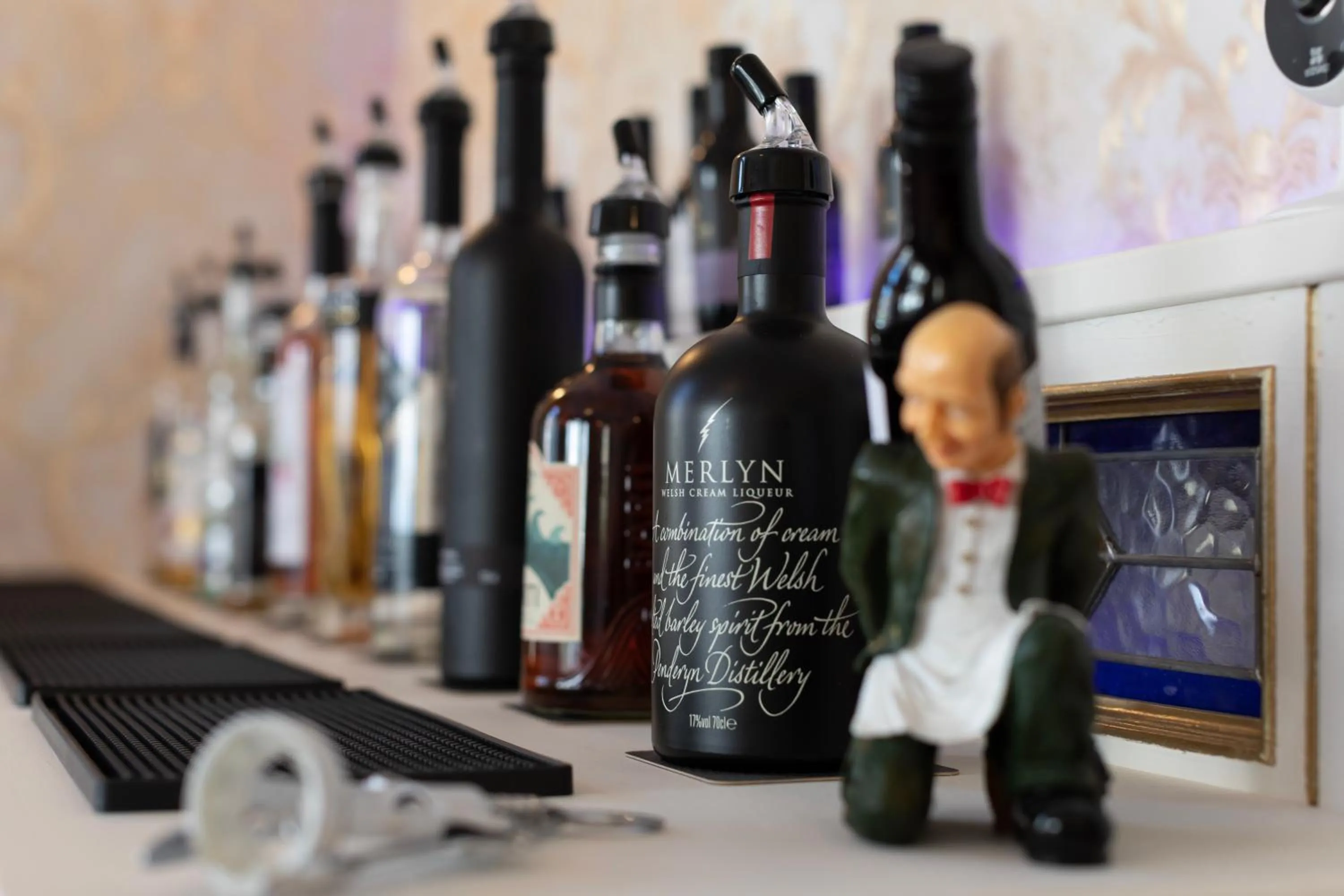 Lounge or bar in The Annan Hotel