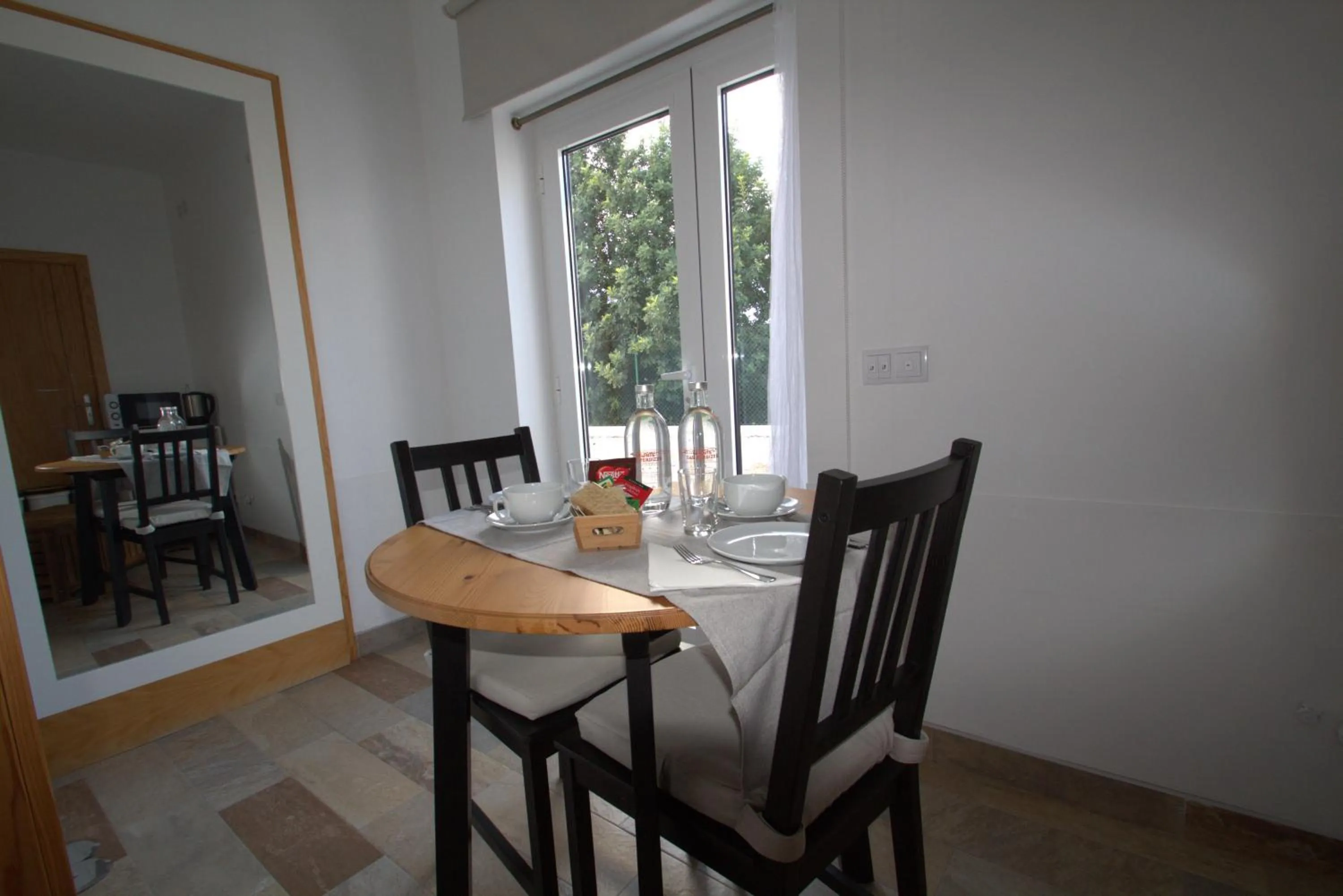 Coffee/tea facilities in Monte das Perdizes