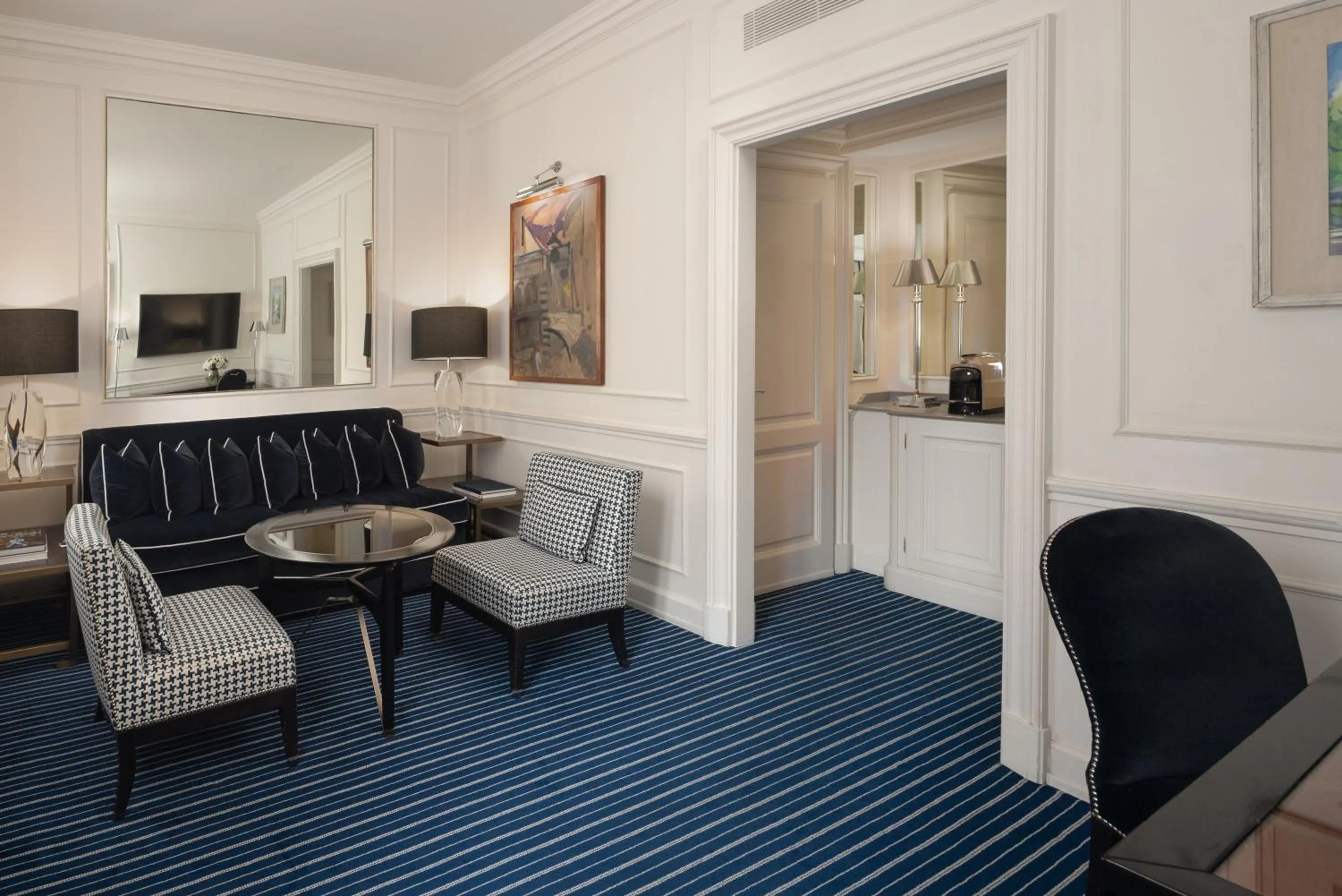 Seating area in Hotel Lungarno - Lungarno Collection