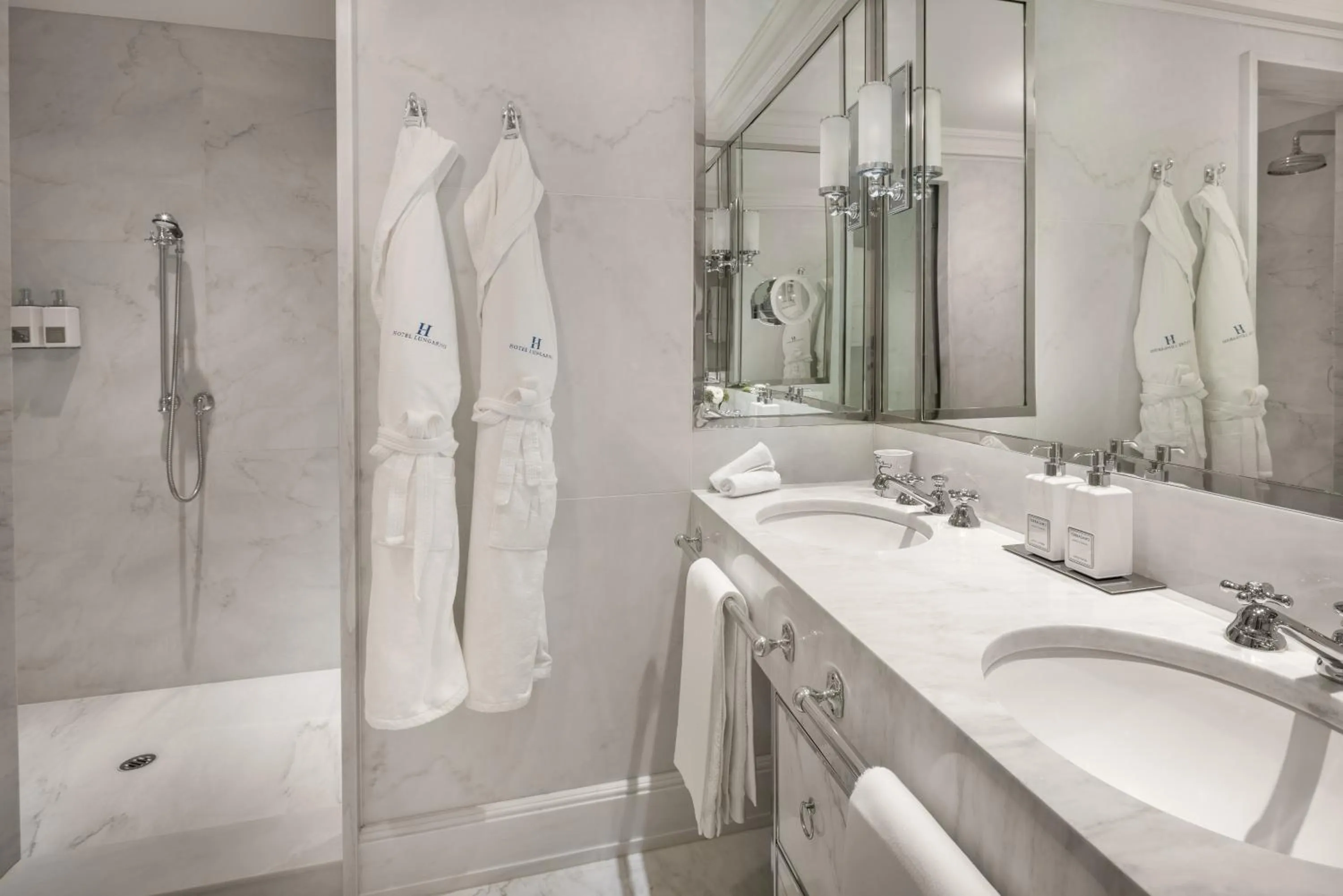 Bathroom in Hotel Lungarno - Lungarno Collection