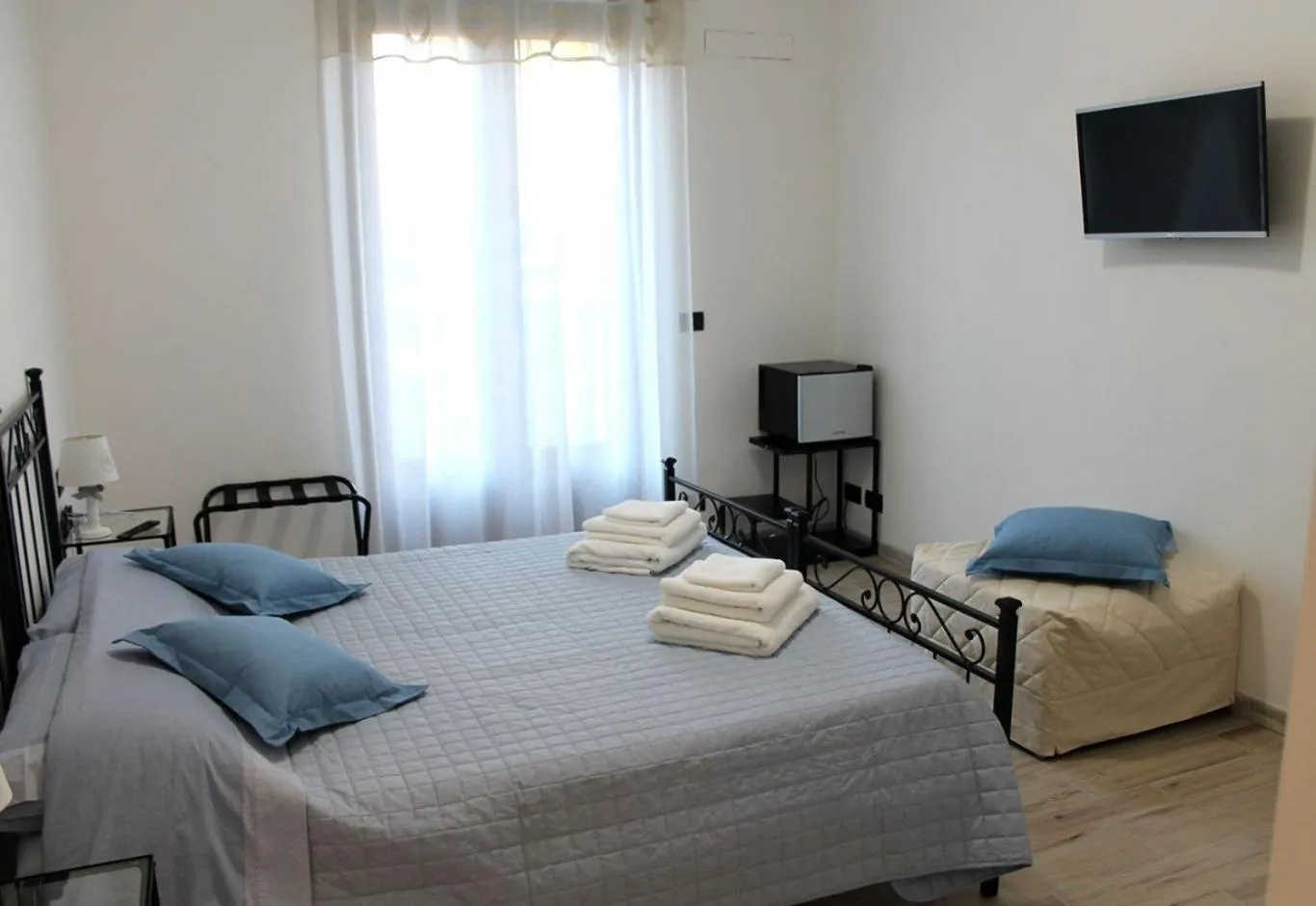 Bedroom, Bed in Dely B&B