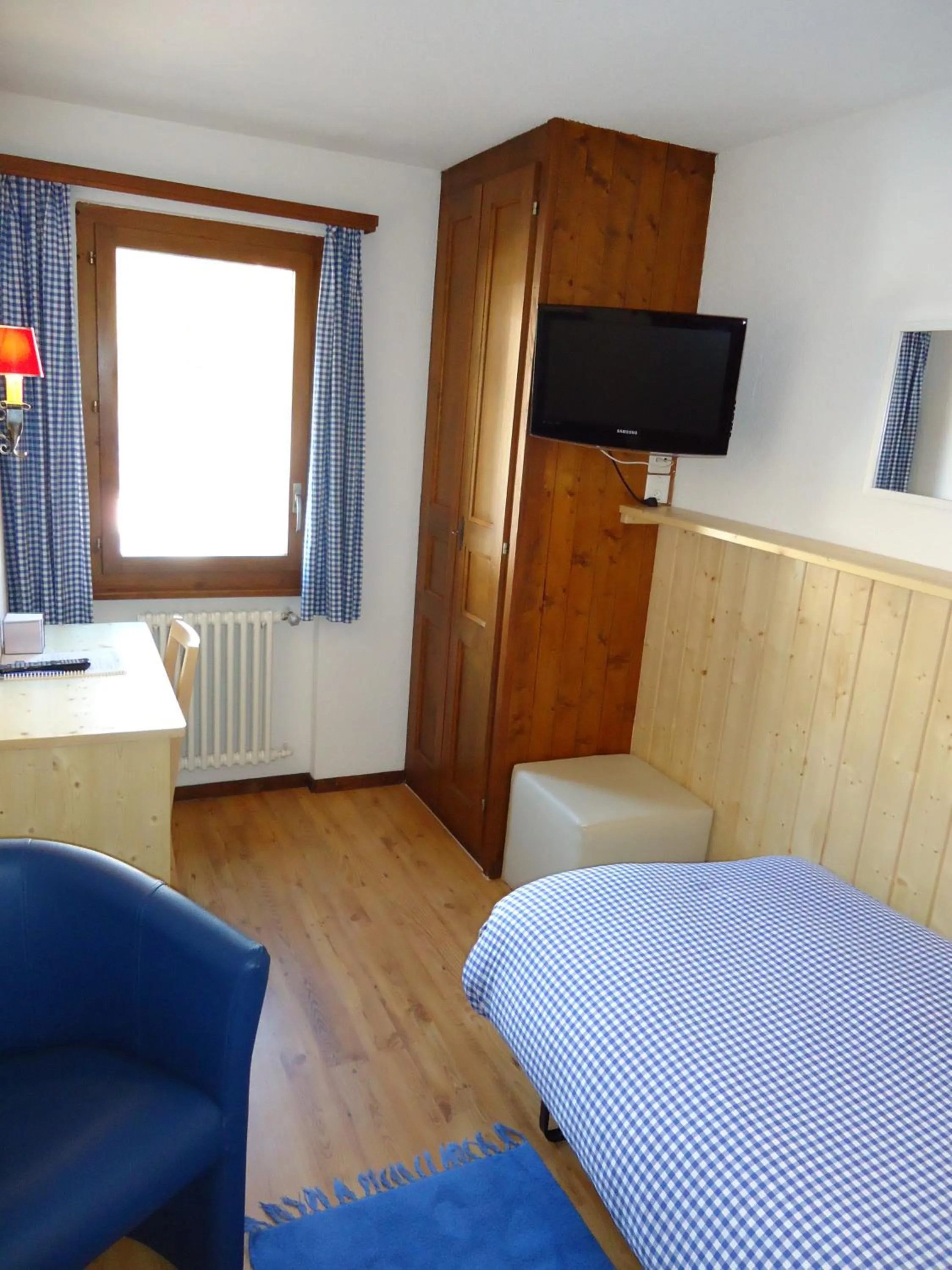 Bedroom, Bed in Hotel Mirabeau