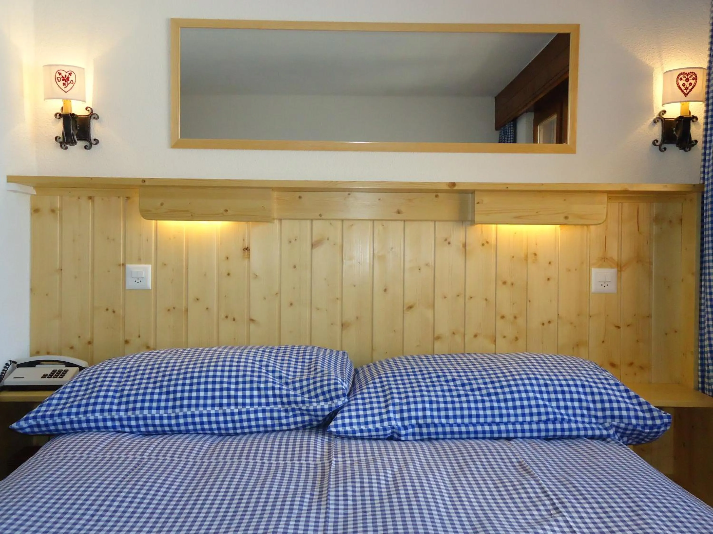 Bedroom, Bed in Hotel Mirabeau