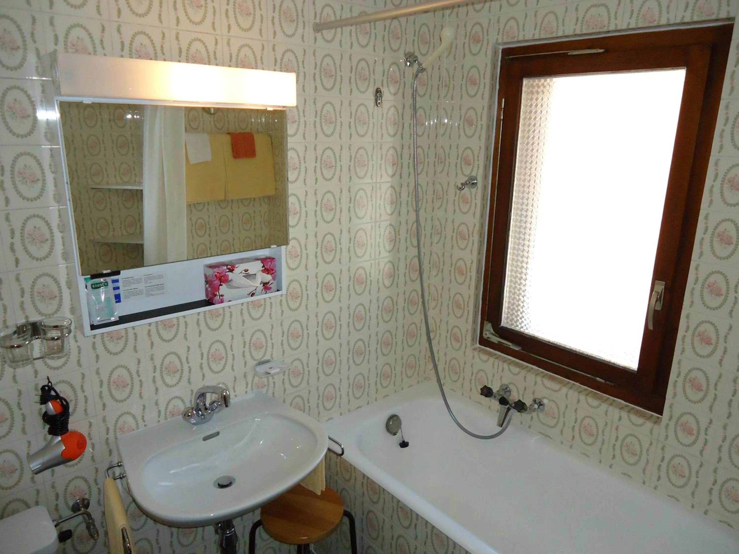 Bathroom in Hotel Mirabeau