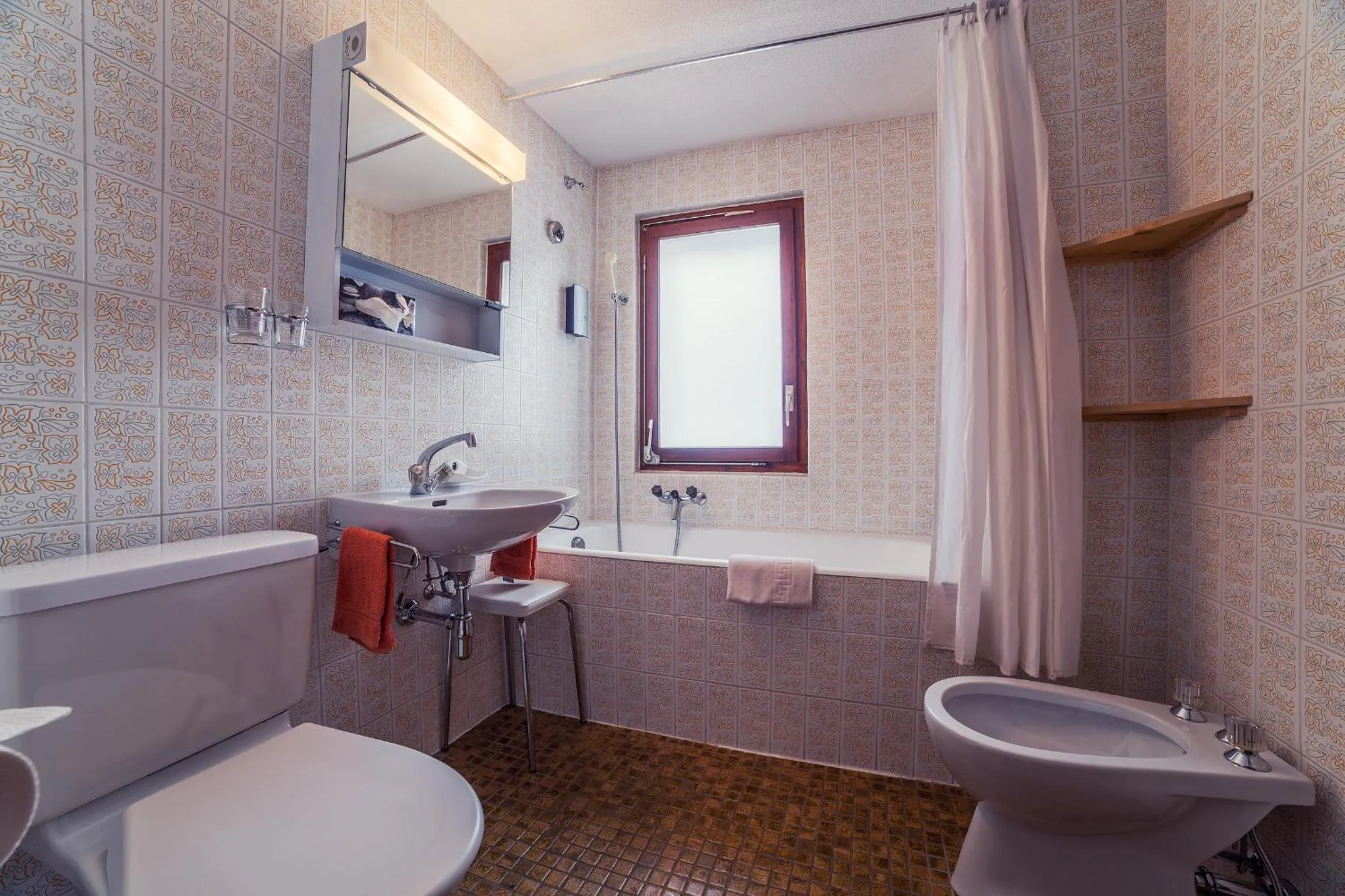 Bathroom in Hotel Mirabeau