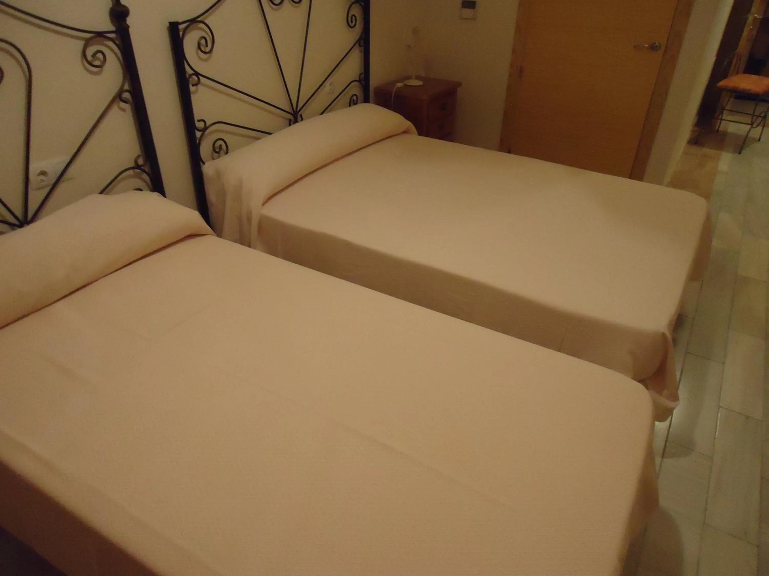 Photo of the whole room, Bed in Hotel Antequera Rural Fortes La Nuit