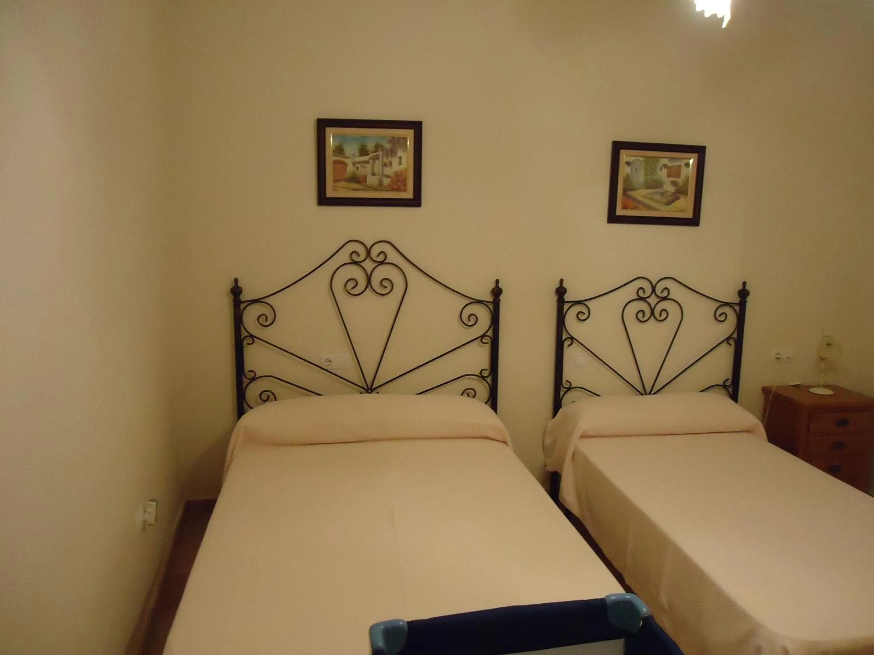 Photo of the whole room, Bed in Hotel Antequera Rural Fortes La Nuit