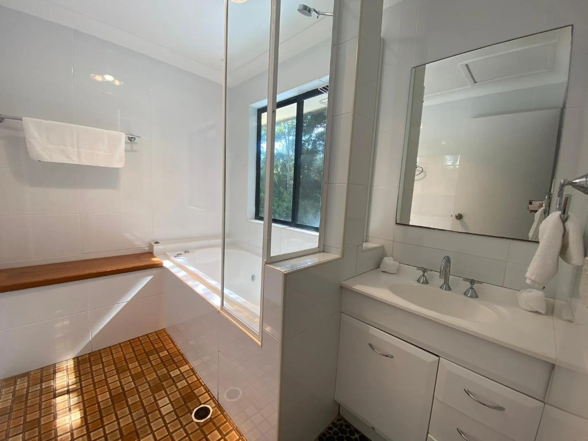 Bathroom in Tiona Holiday Park