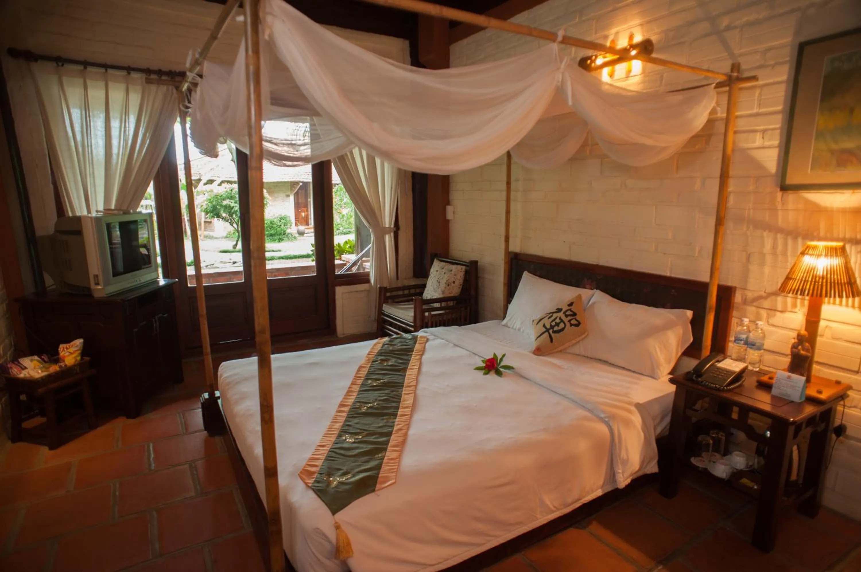 Bed in Van Chai Resort