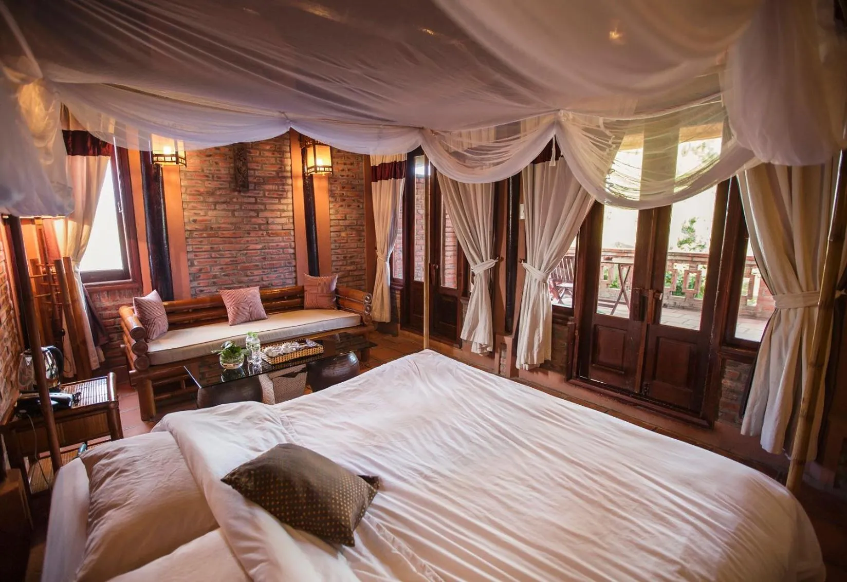 Bed in Van Chai Resort