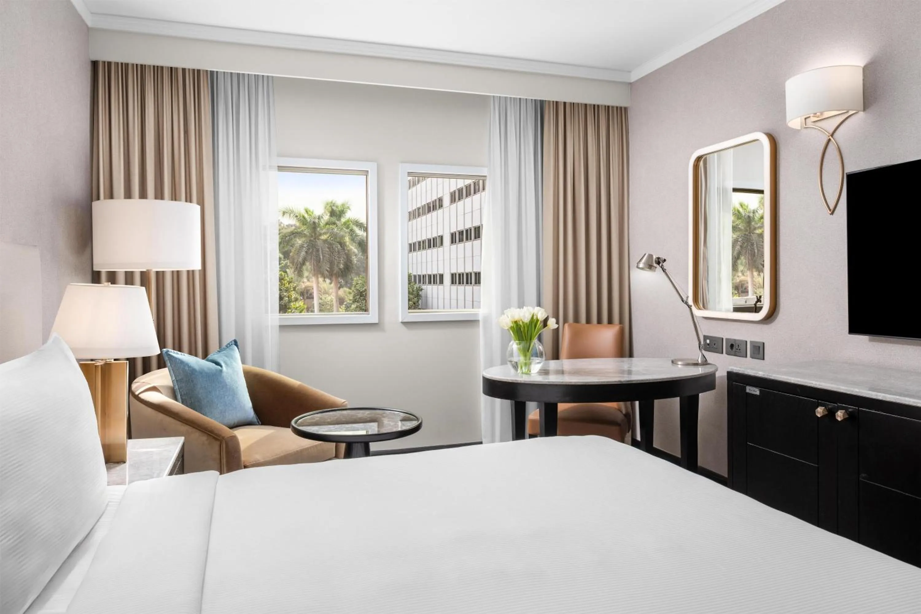 Bedroom, Bed in Hilton Cairo Heliopolis Hotel