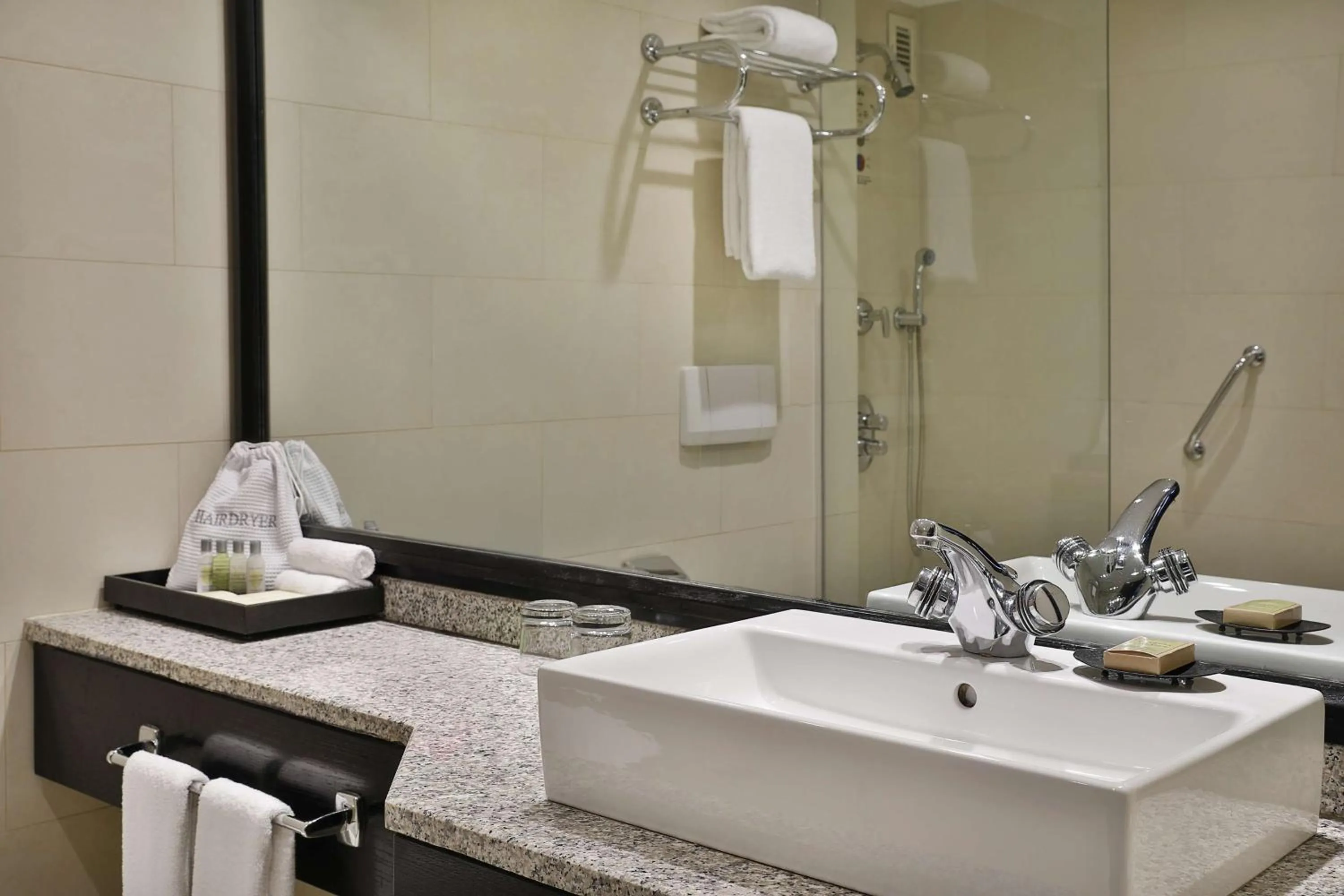 Bathroom in Hilton Cairo Heliopolis Hotel