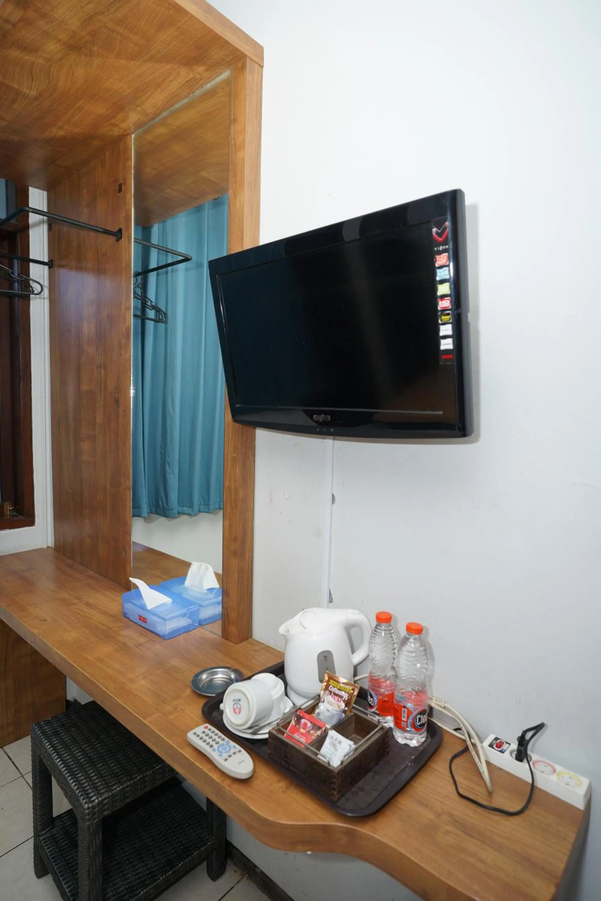 TV and multimedia in Hotel Puri Pangalengan