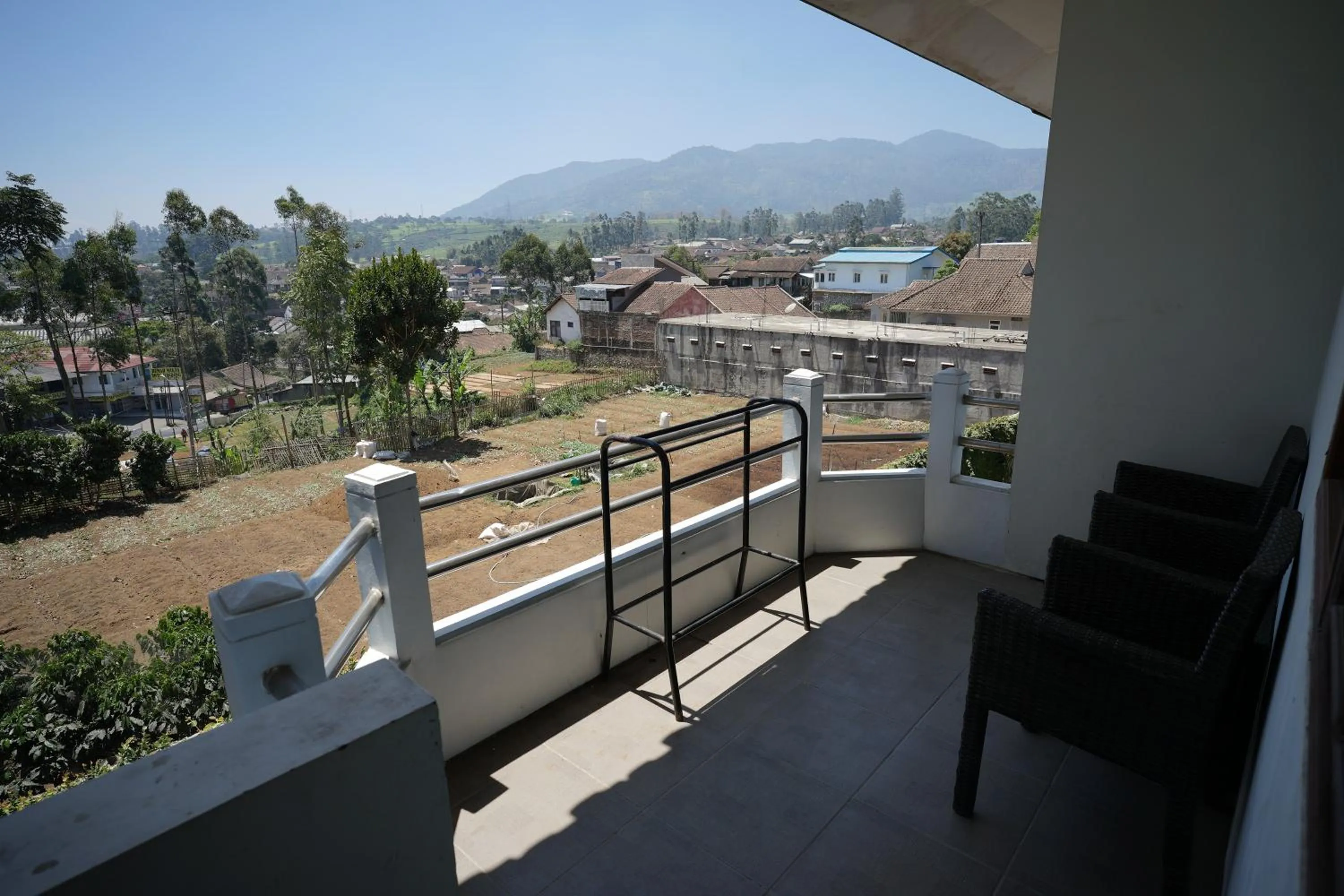 Balcony/Terrace in Hotel Puri Pangalengan