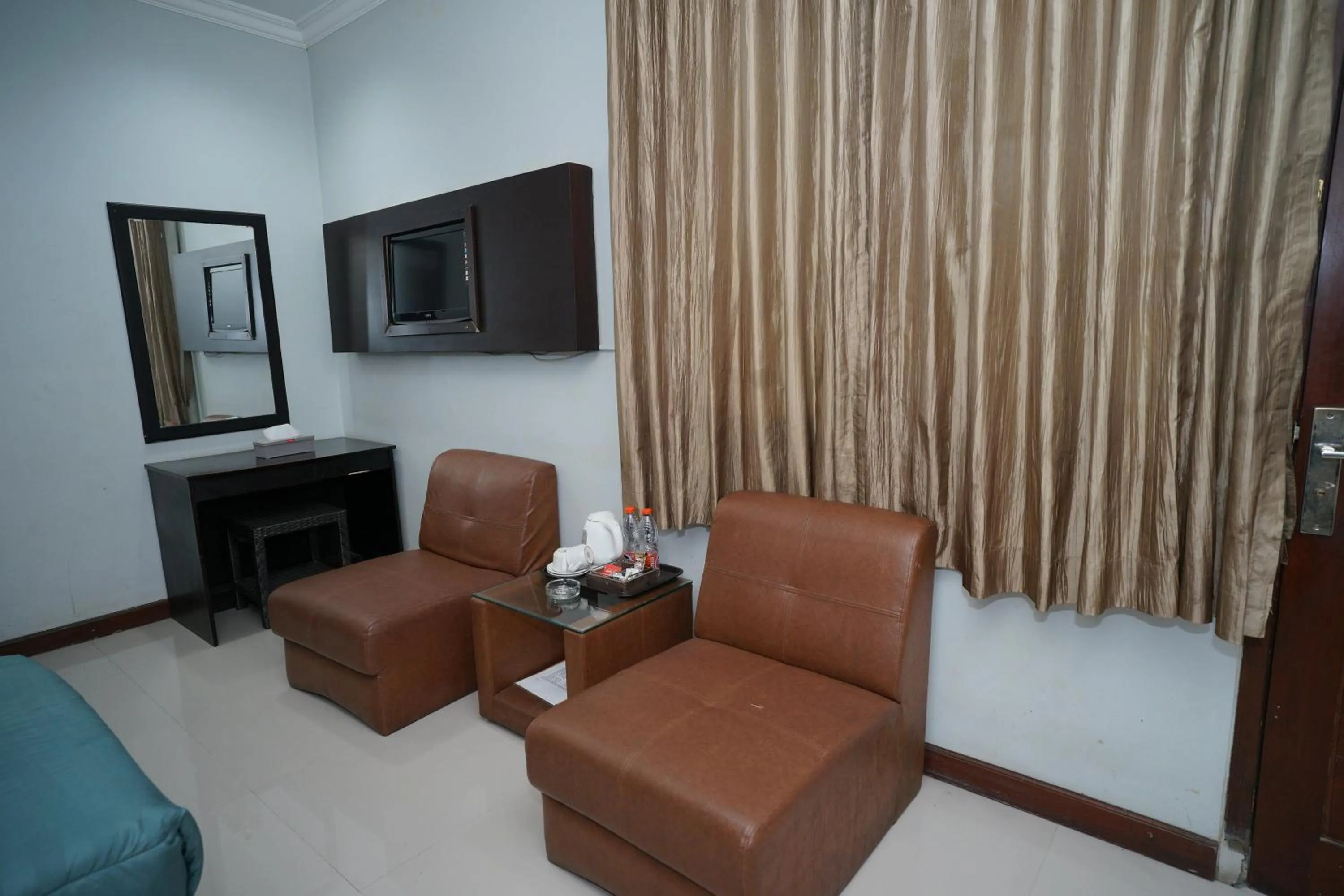 TV and multimedia in Hotel Puri Pangalengan