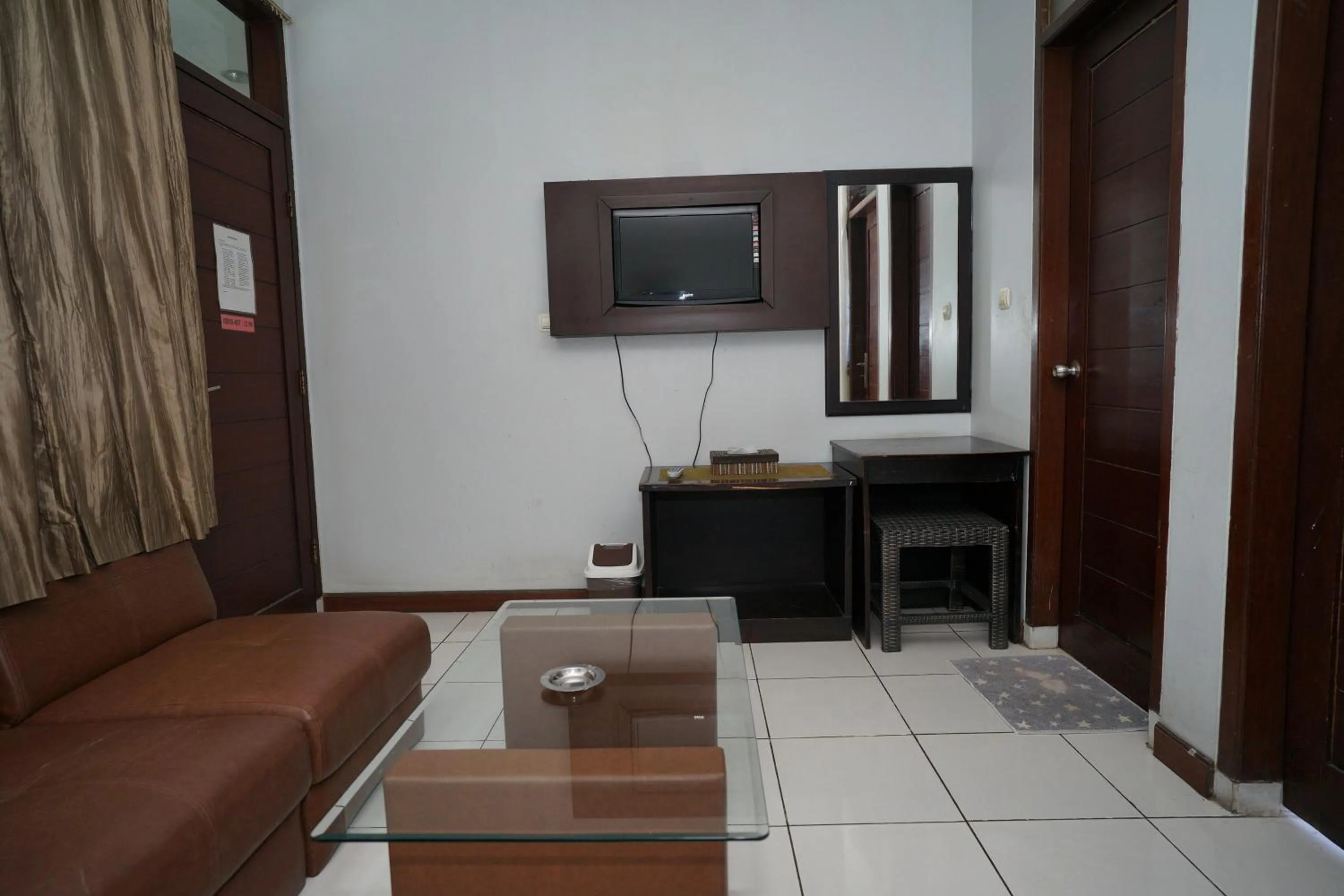 TV and multimedia in Hotel Puri Pangalengan