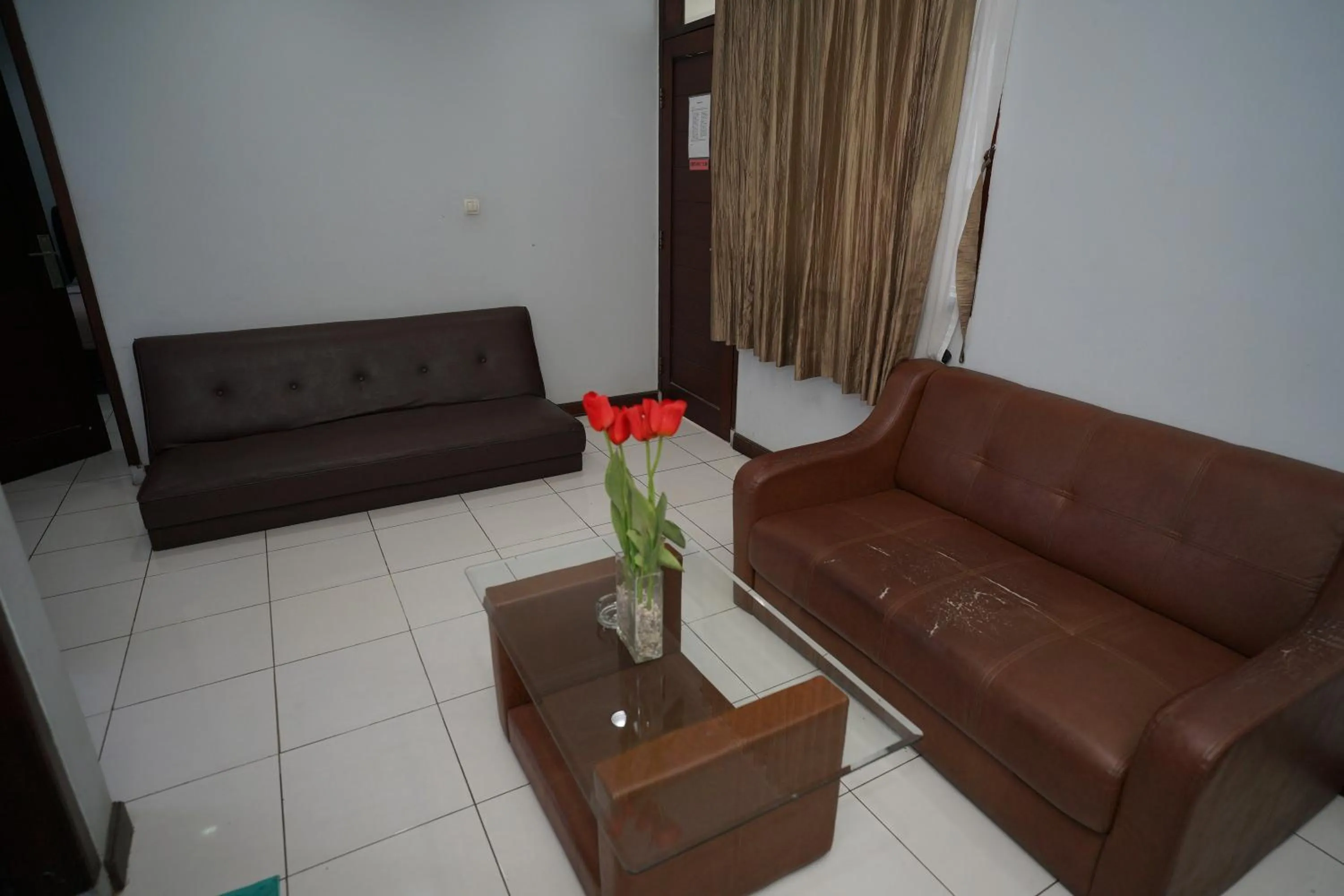 Living room in Hotel Puri Pangalengan