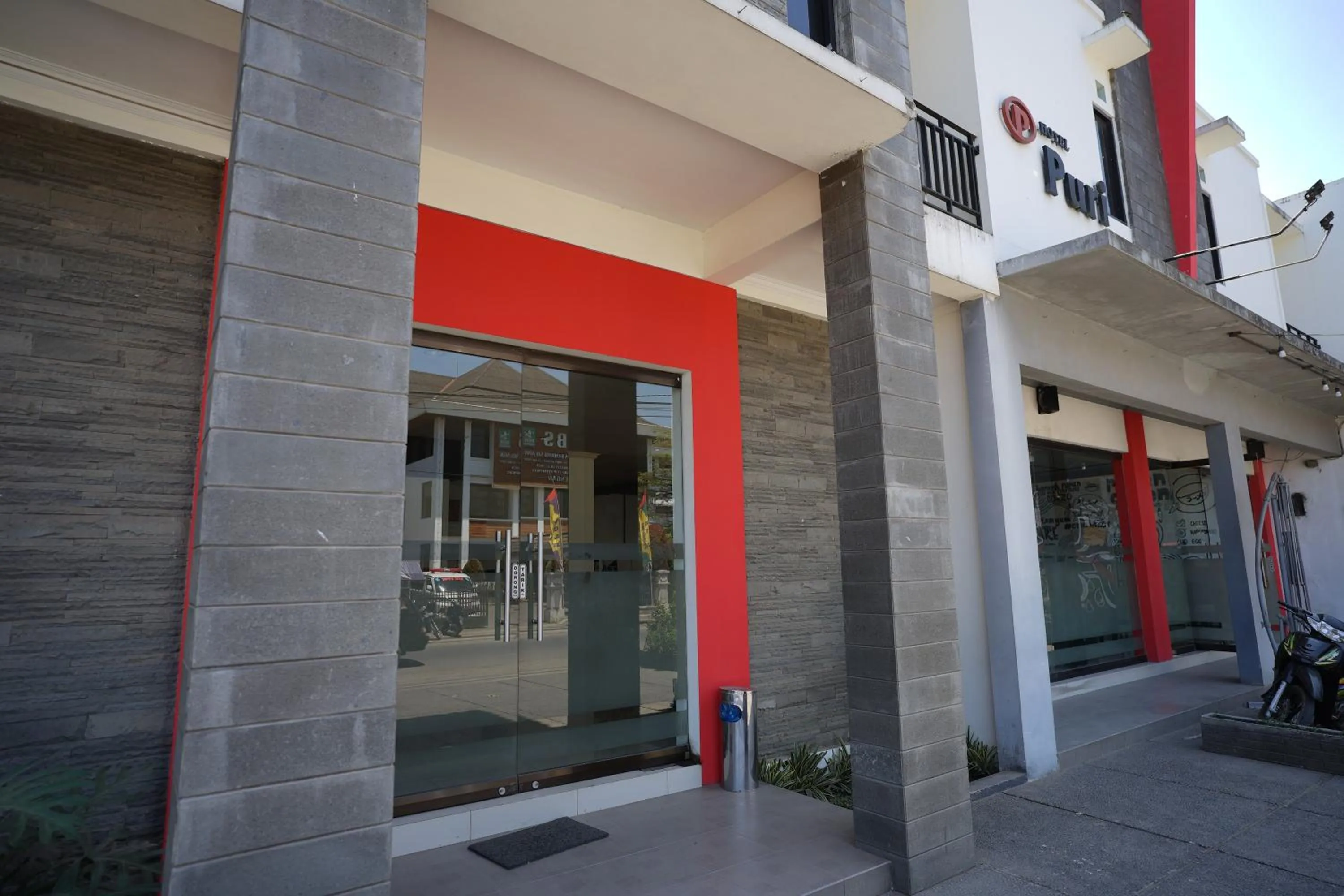 Property building in Hotel Puri Pangalengan