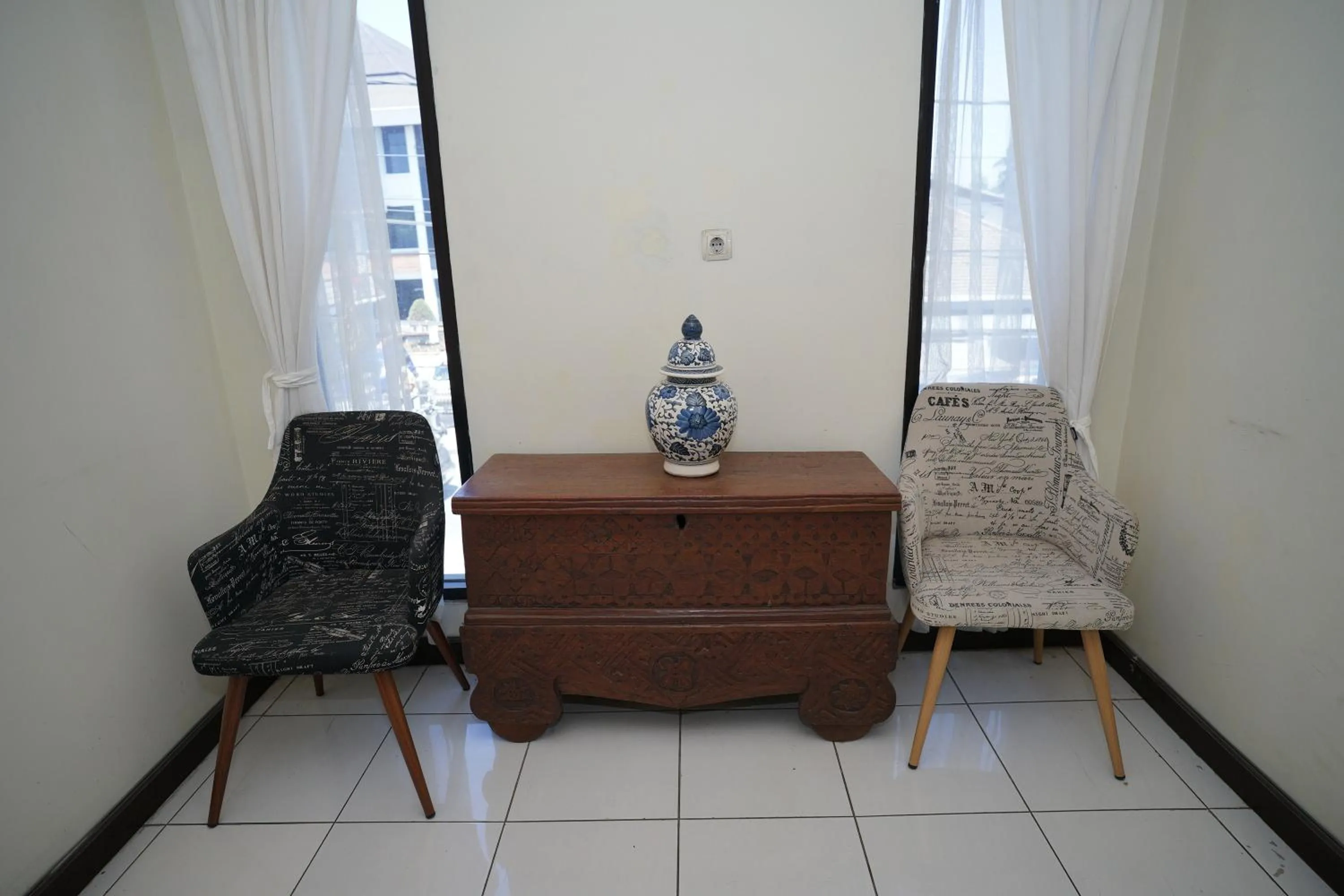Seating area in Hotel Puri Pangalengan
