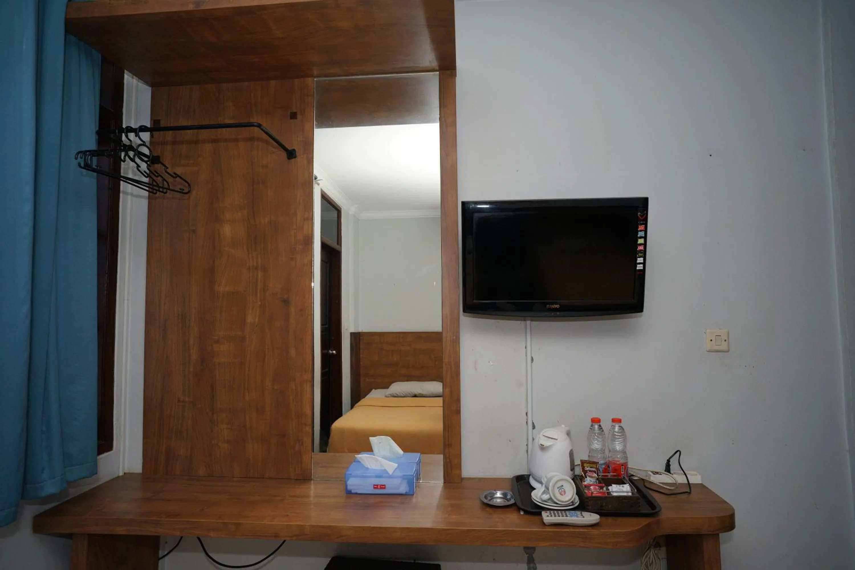 TV and multimedia in Hotel Puri Pangalengan