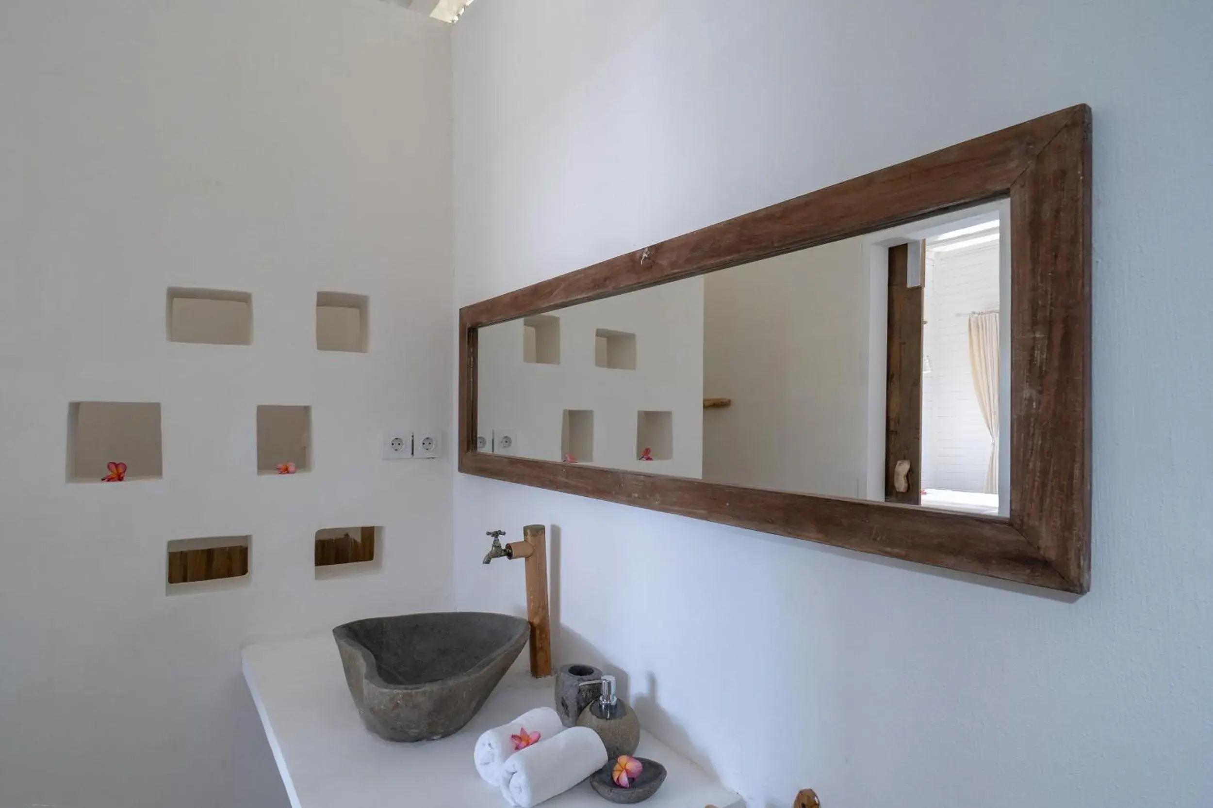 Deluxe Twin Room in Paus Putih Hotel Deluxe Twin Room in Paus Putih Hotel