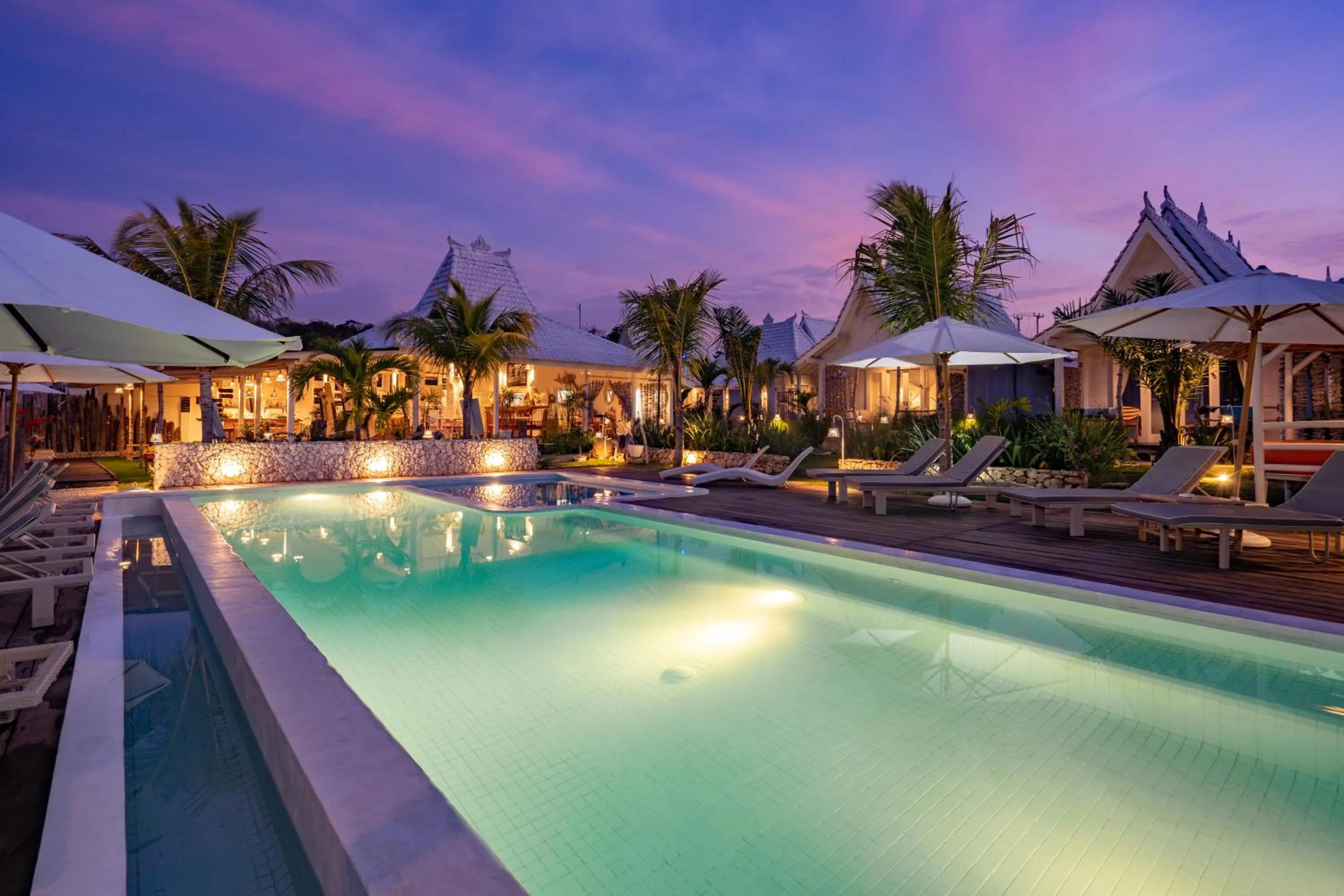 Night in Paus Putih Hotel