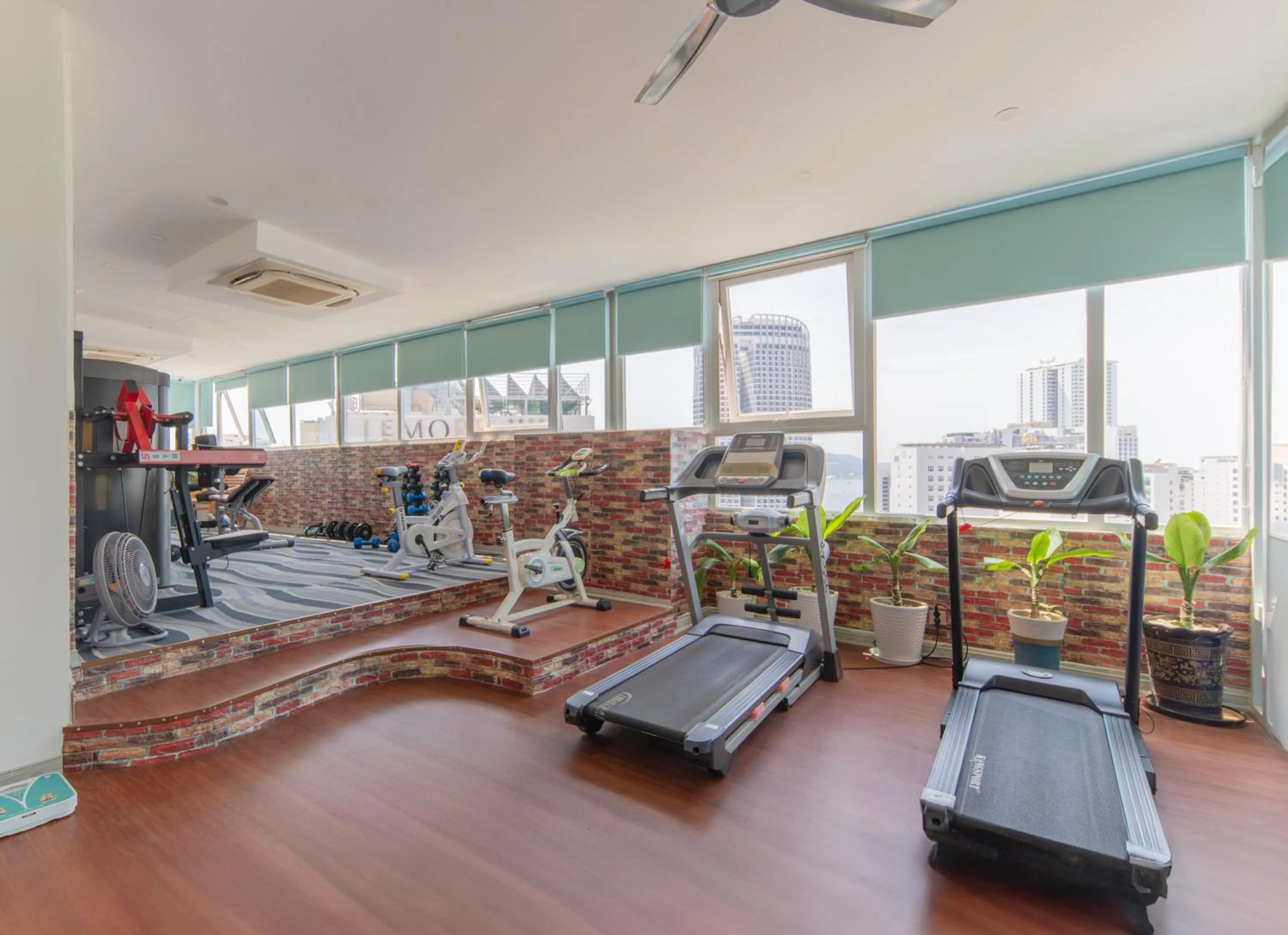 Fitness centre/facilities in Le's Cham Hotel