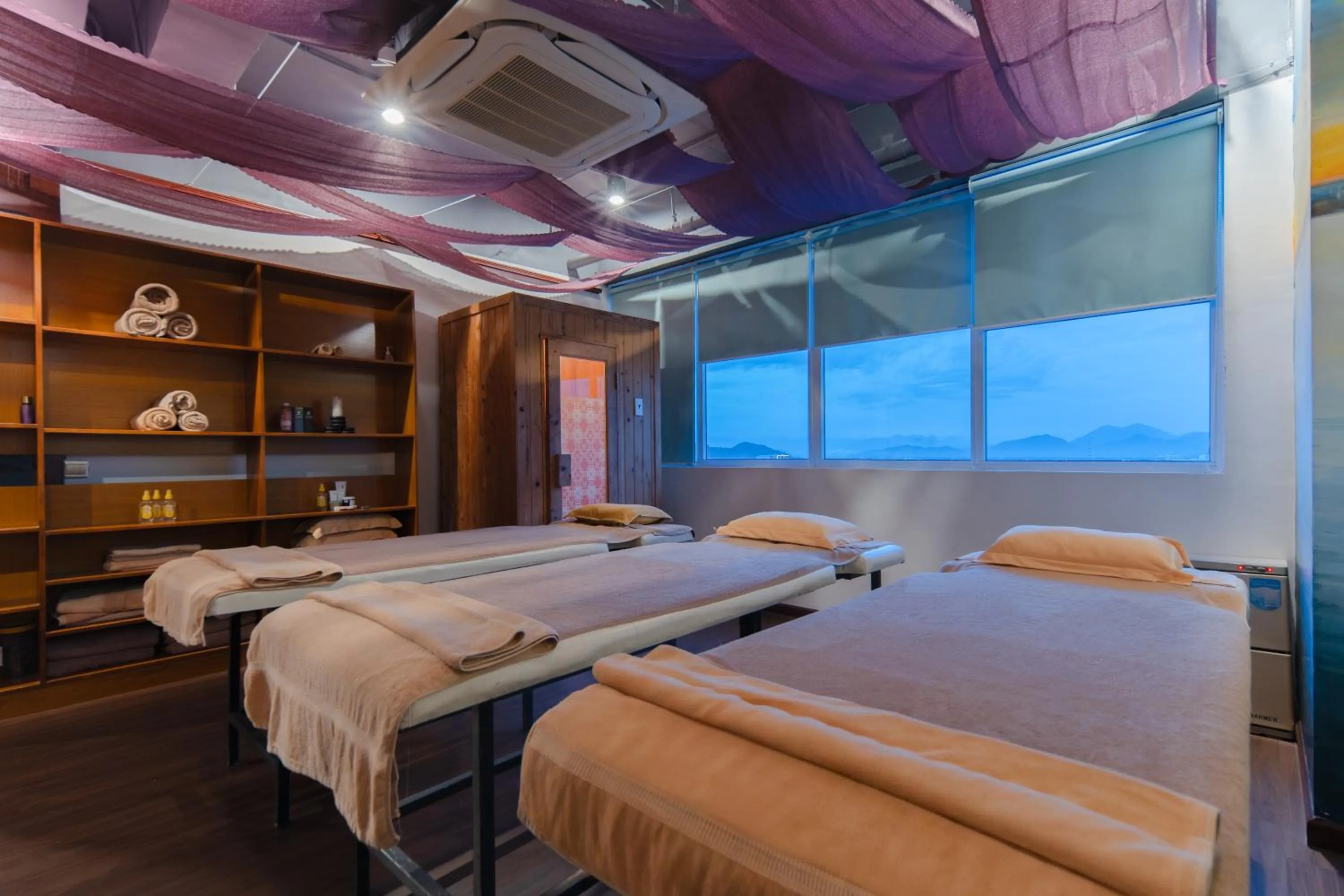 Spa and wellness centre/facilities, Bed in Le's Cham Hotel