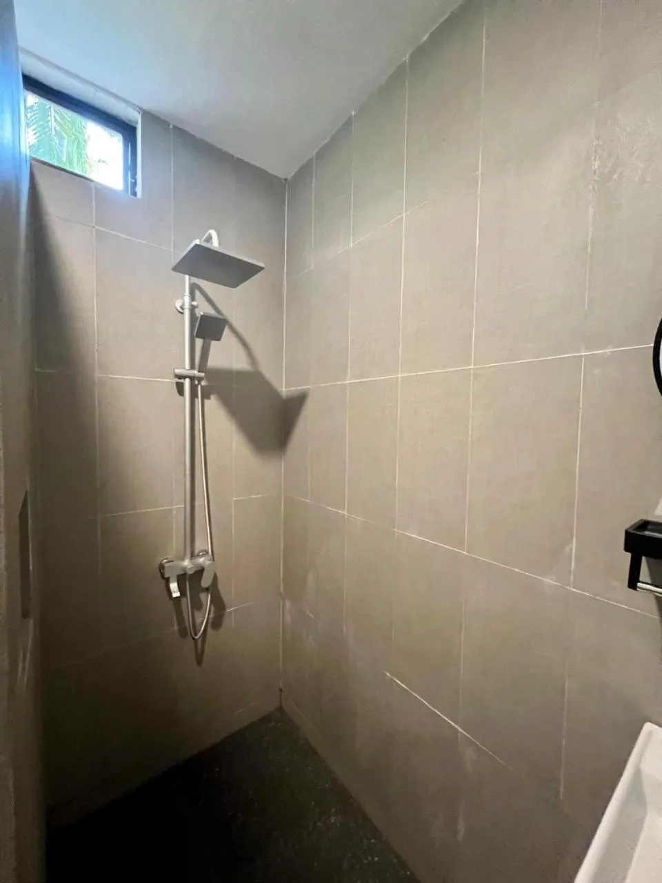 Shower in Makarma Resort Lombok