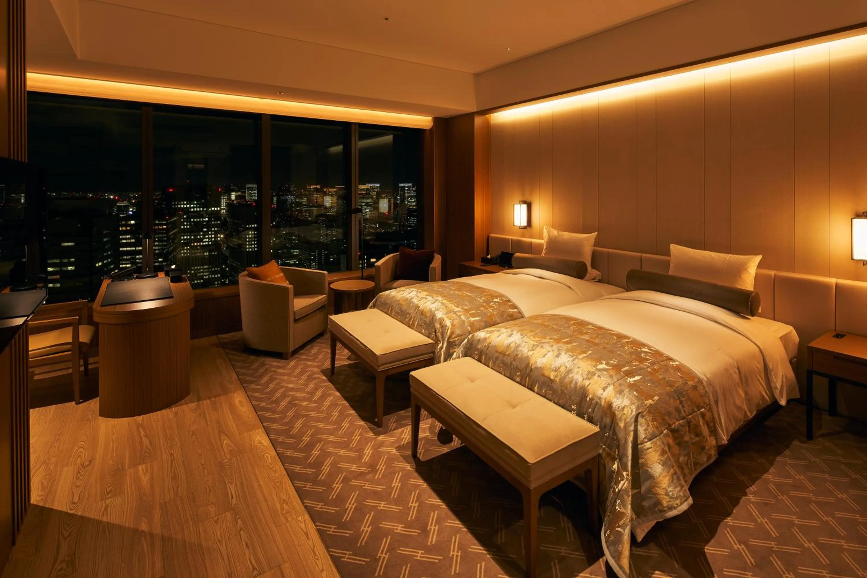 Photo of the whole room, Bed in The Okura Tokyo