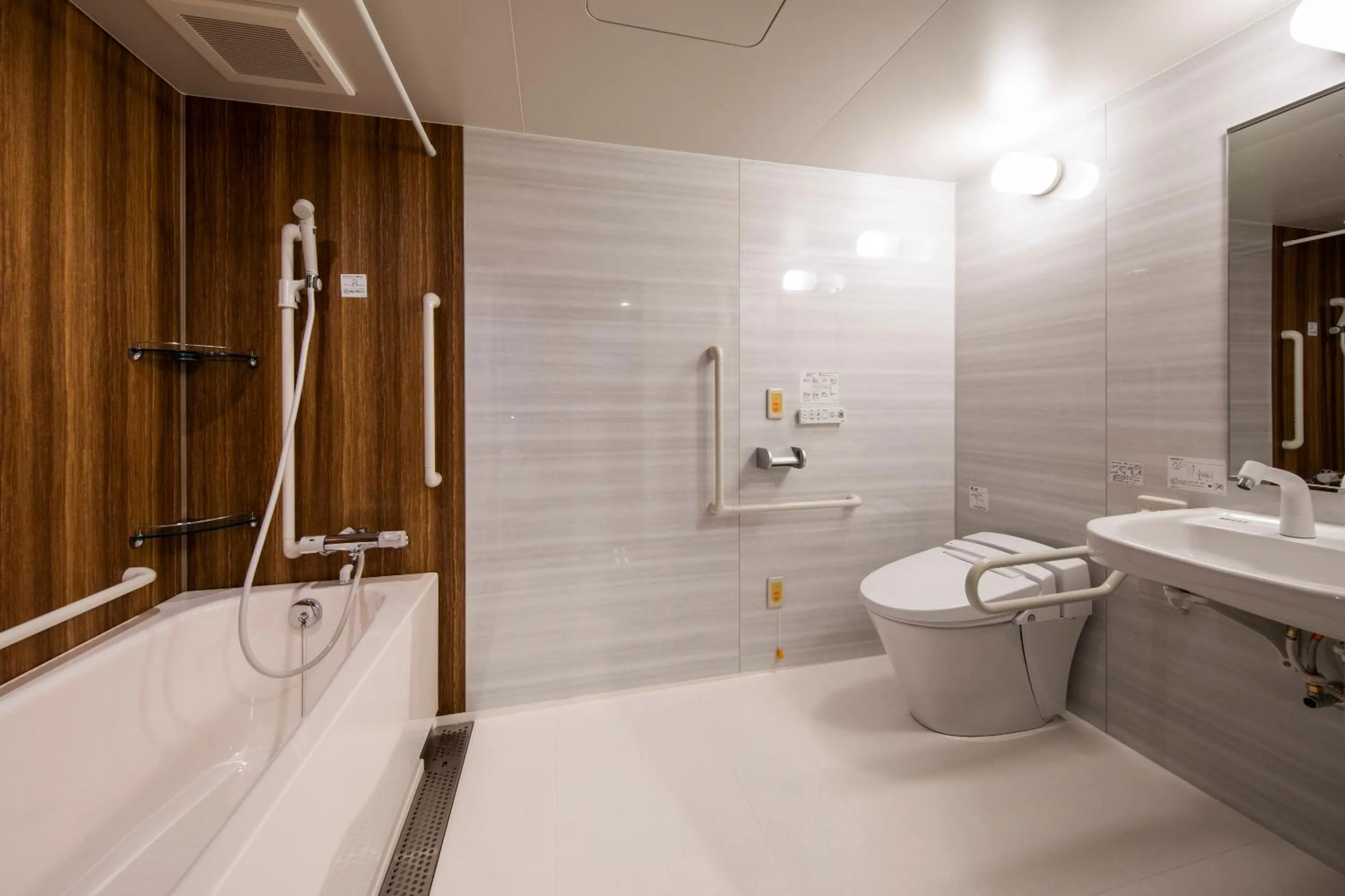 Toilet in Wander Tokyo Shibuya