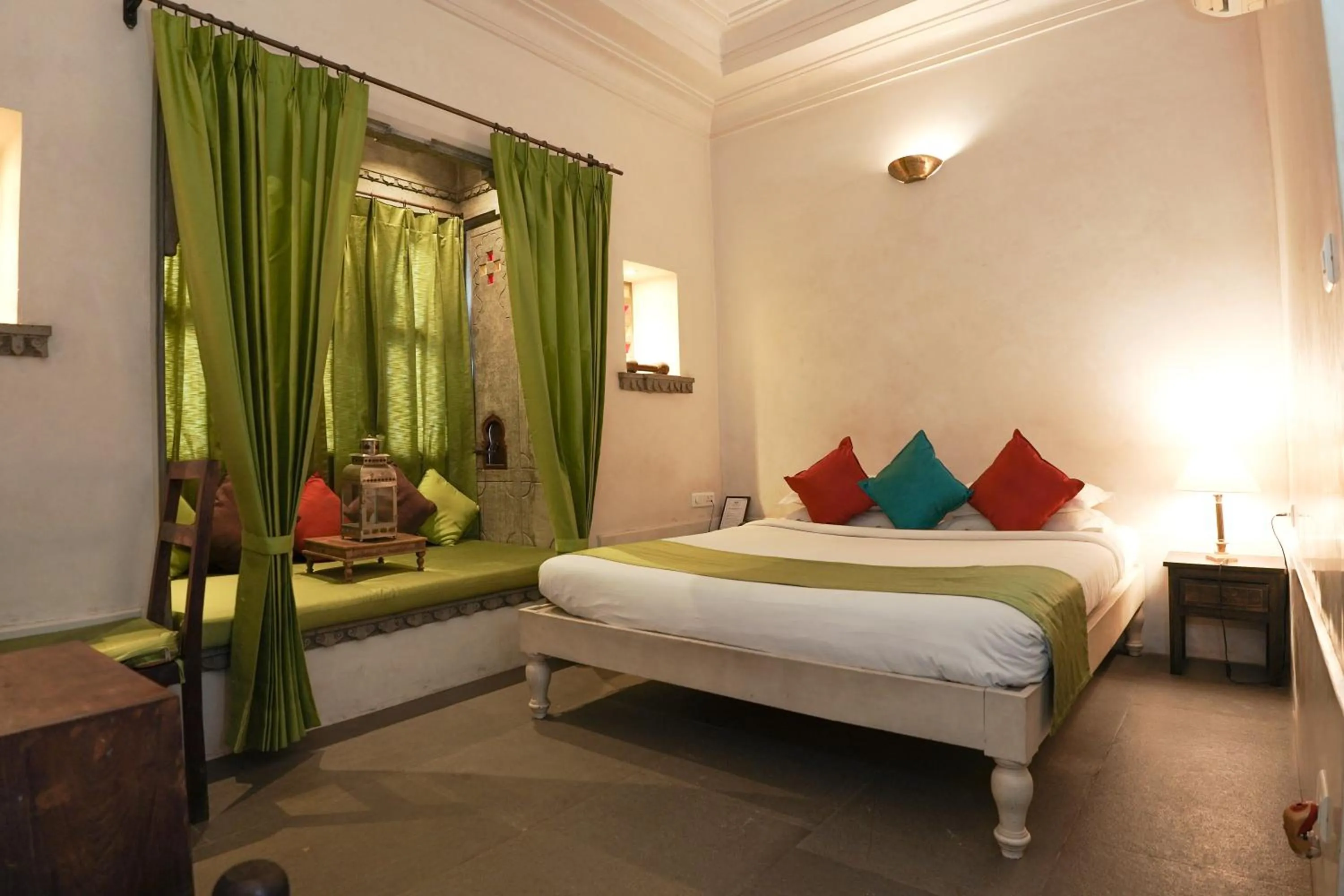 Bedroom, Bed in Madri Haveli
