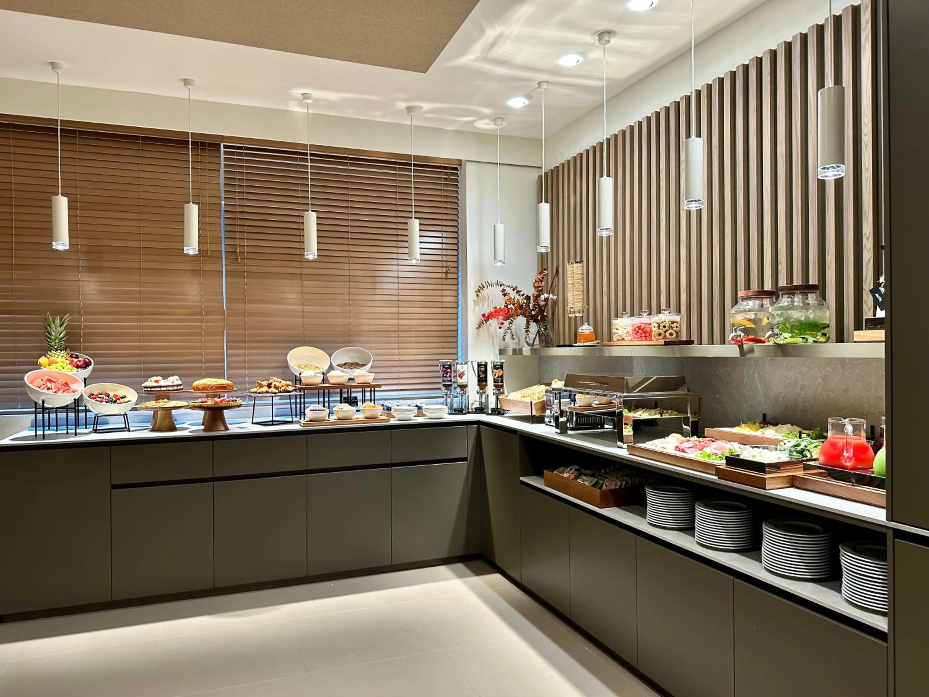 Breakfast in Hotel Mealba