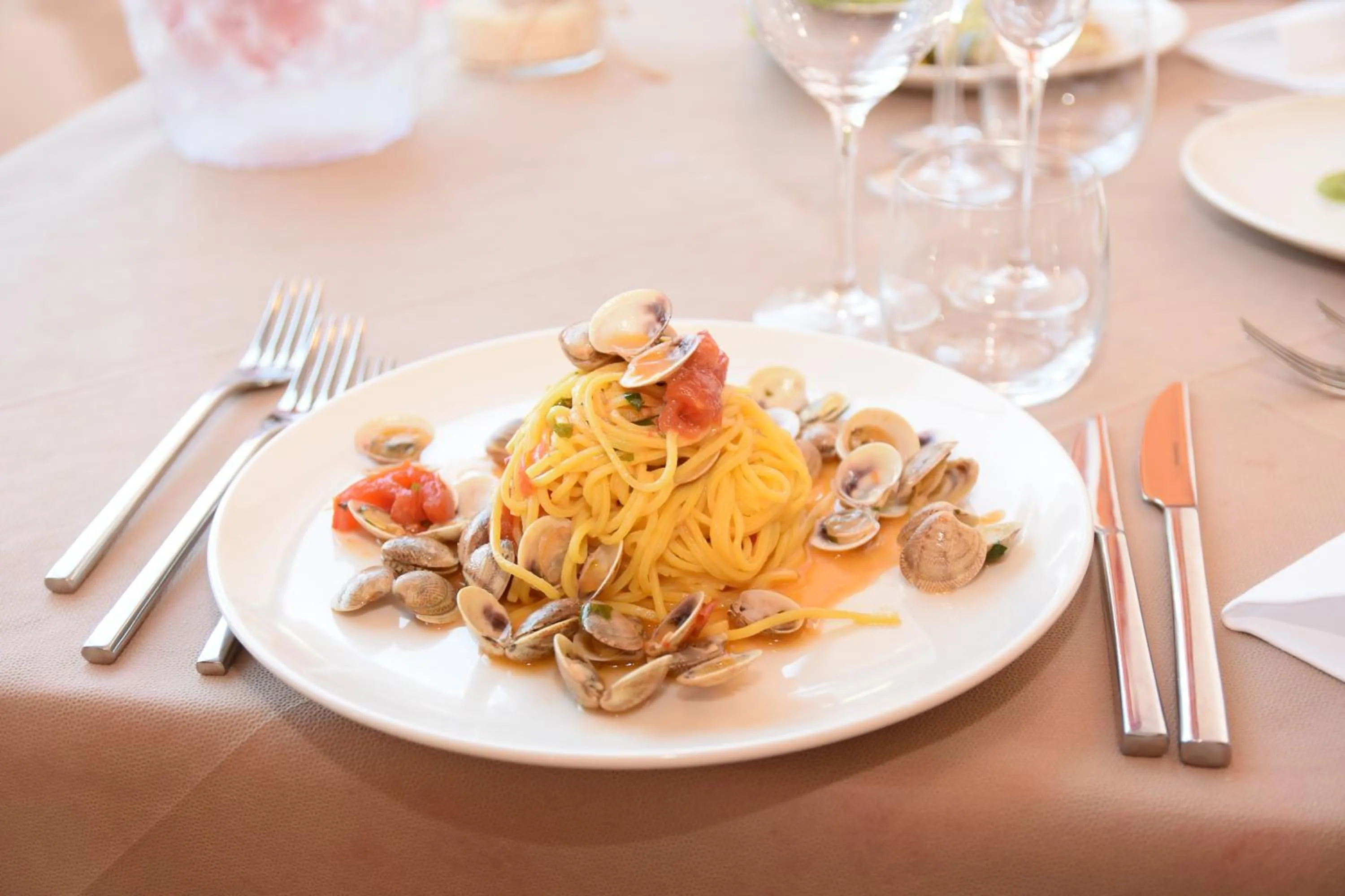 Food and drinks in Hotel Excelsior