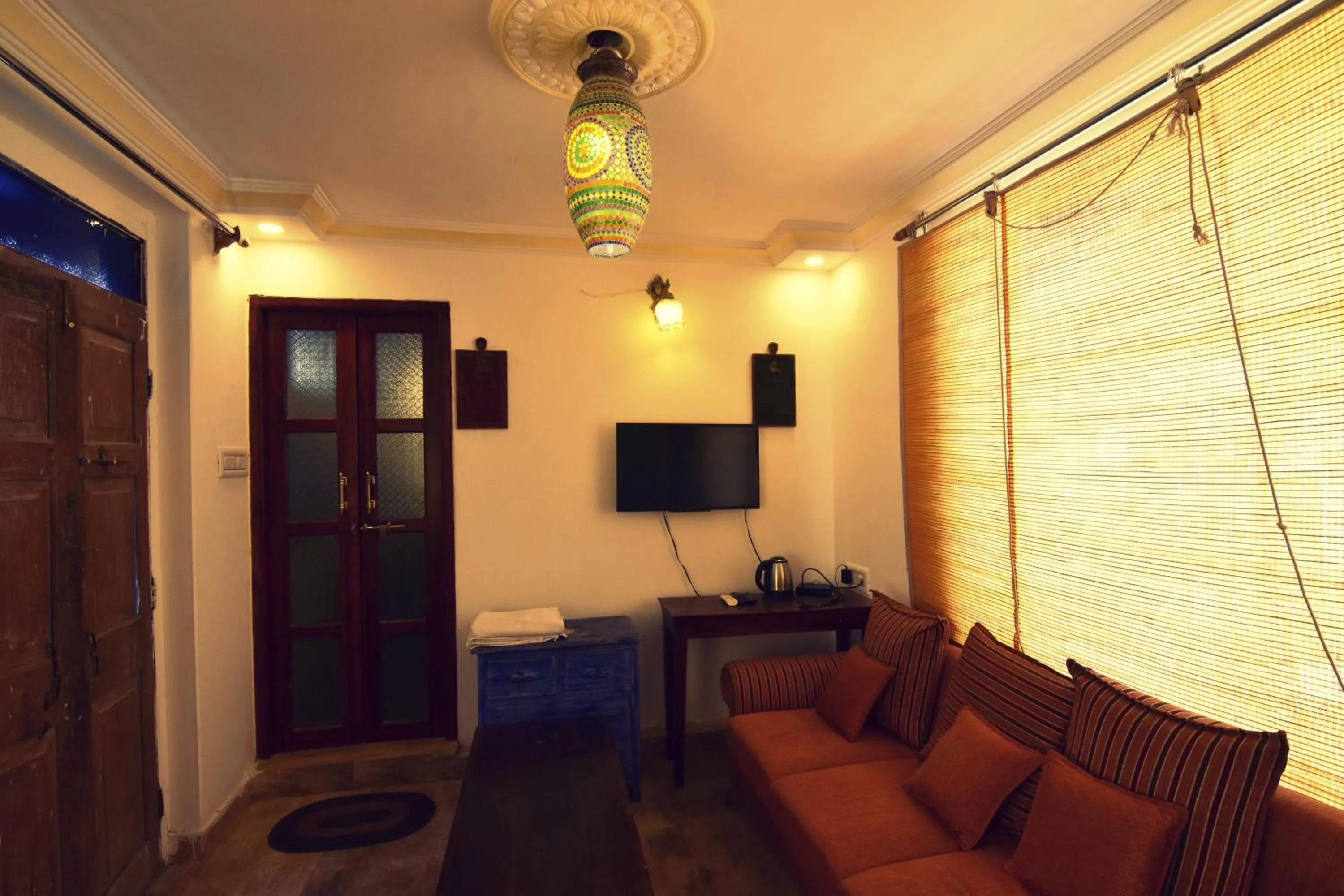 Decorative detail in Yogis Guest House