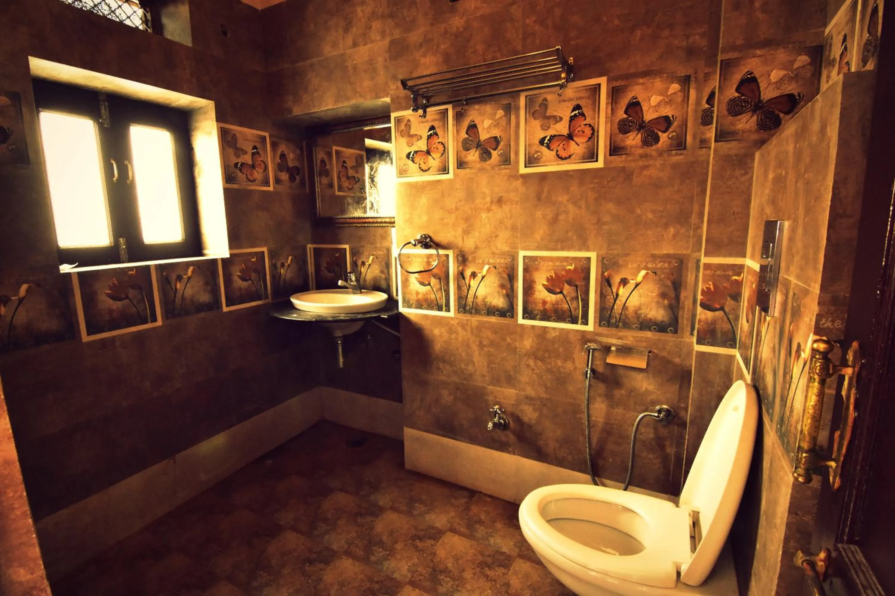 Bathroom in Yogis Guest House