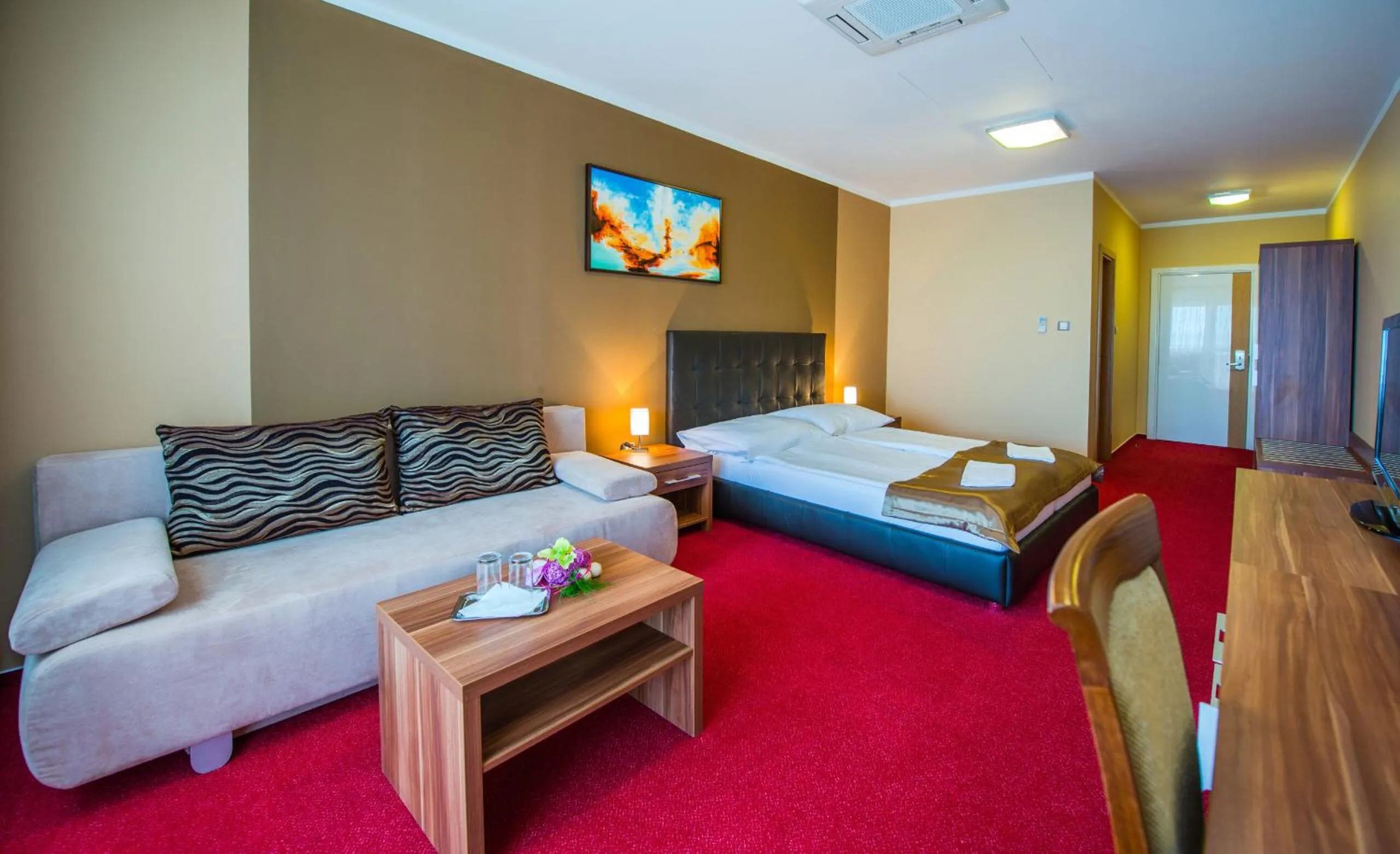 Bed in Hotel Glamour