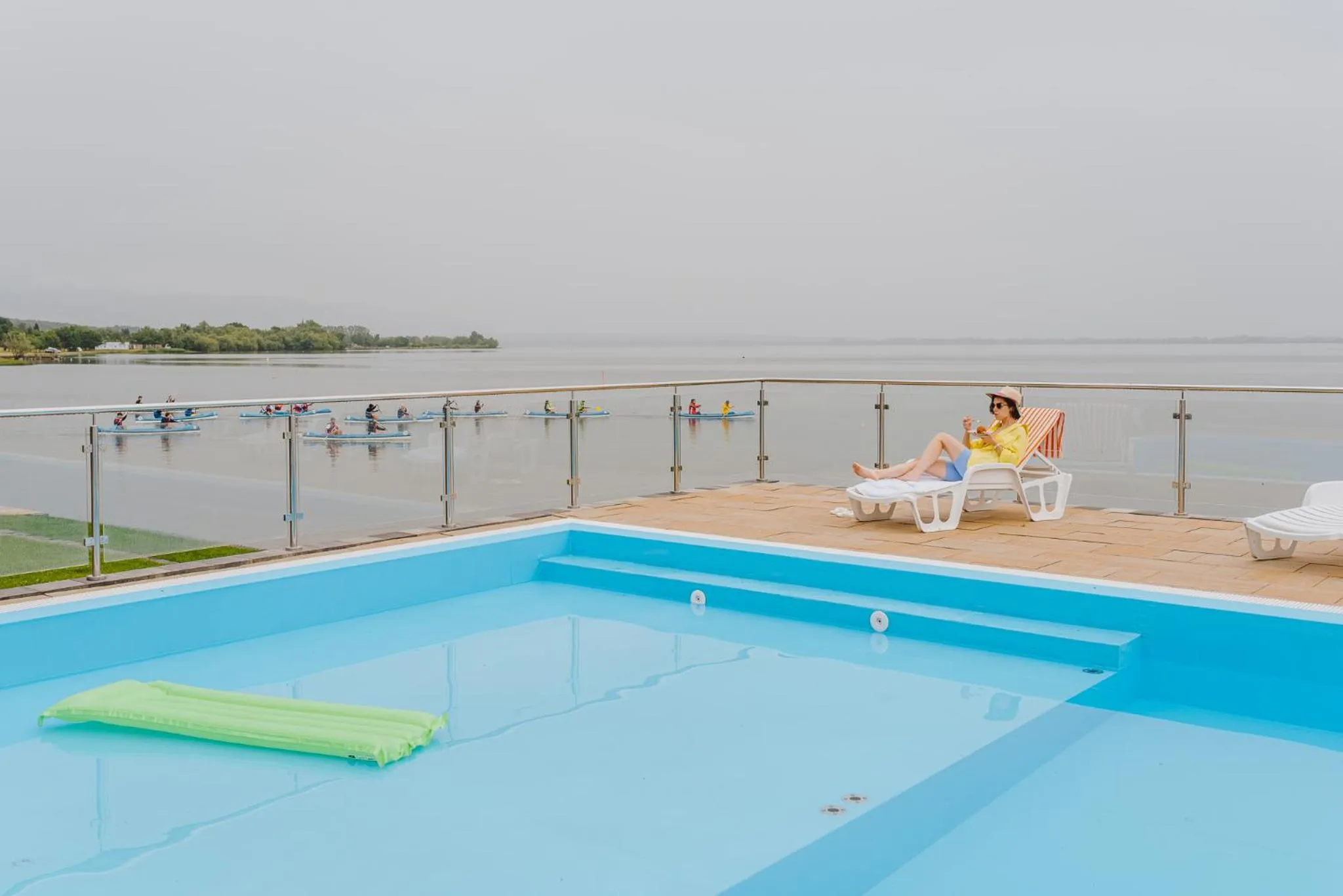 Swimming pool in Hotel Glamour
