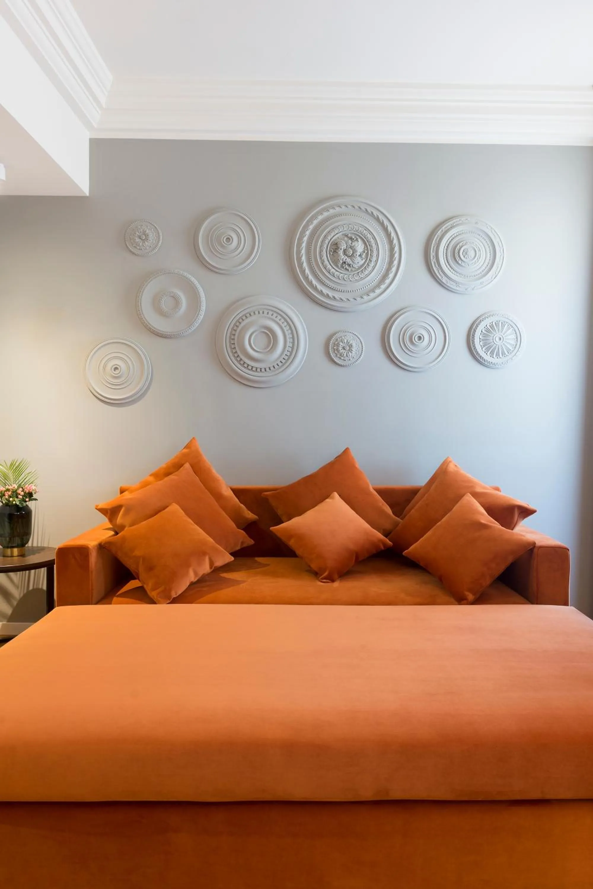 Living room, Bed in Elizabeth Lifestyle Hotel